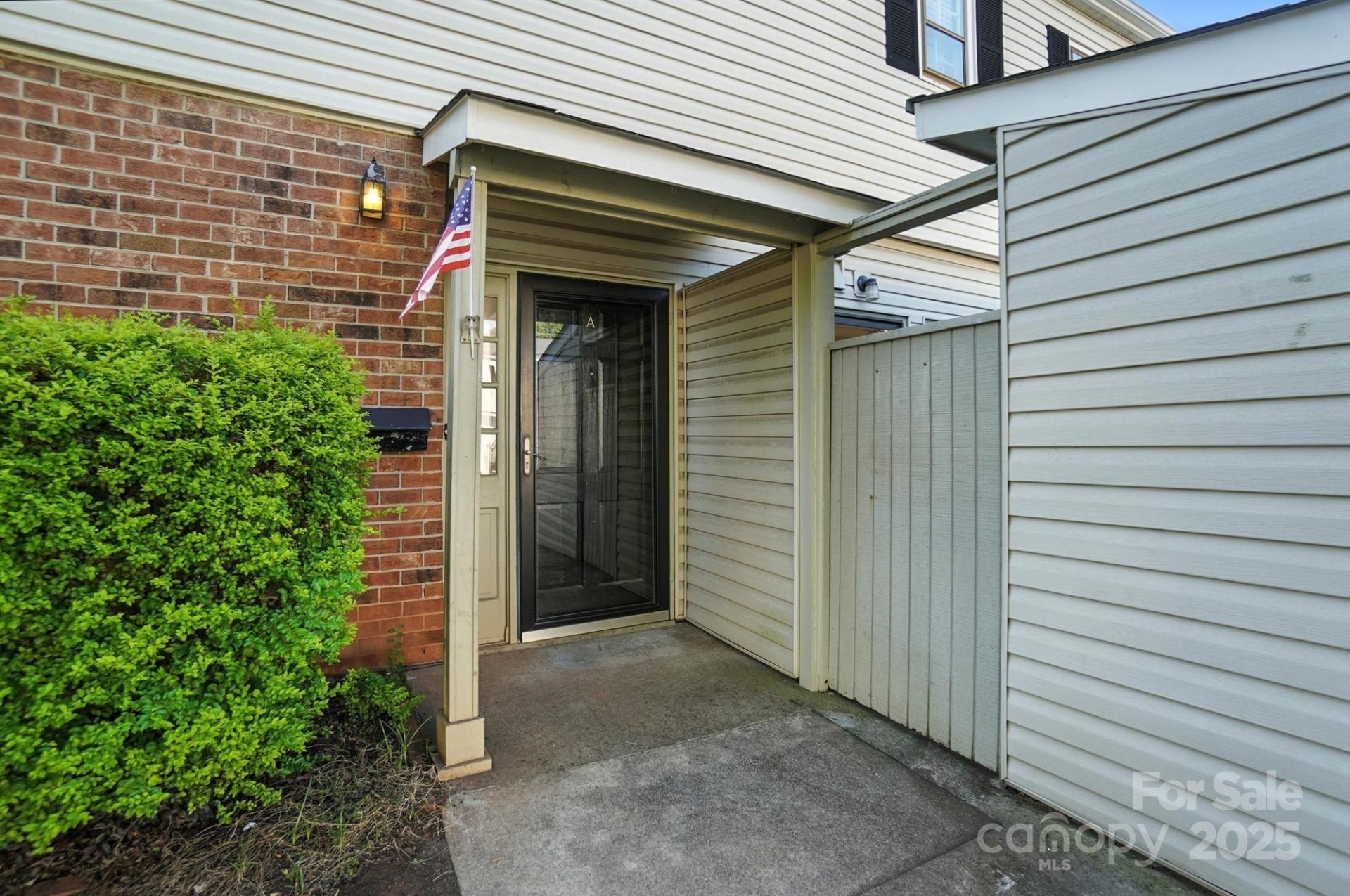 Property image 2 at 5947 Quail Hollow Road, Charlotte, NC 28210