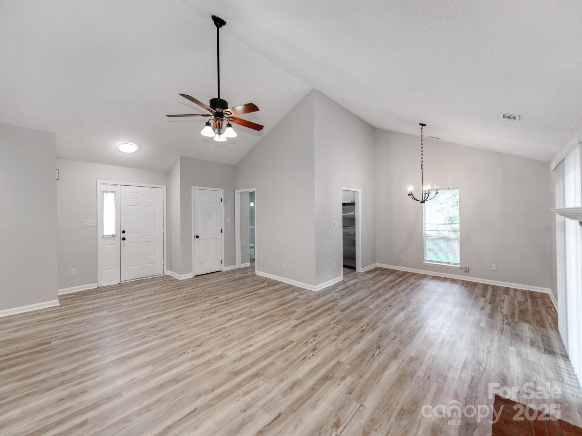 Property image 3 at 10736 Spruce Mountain Road, Charlotte, NC 28214