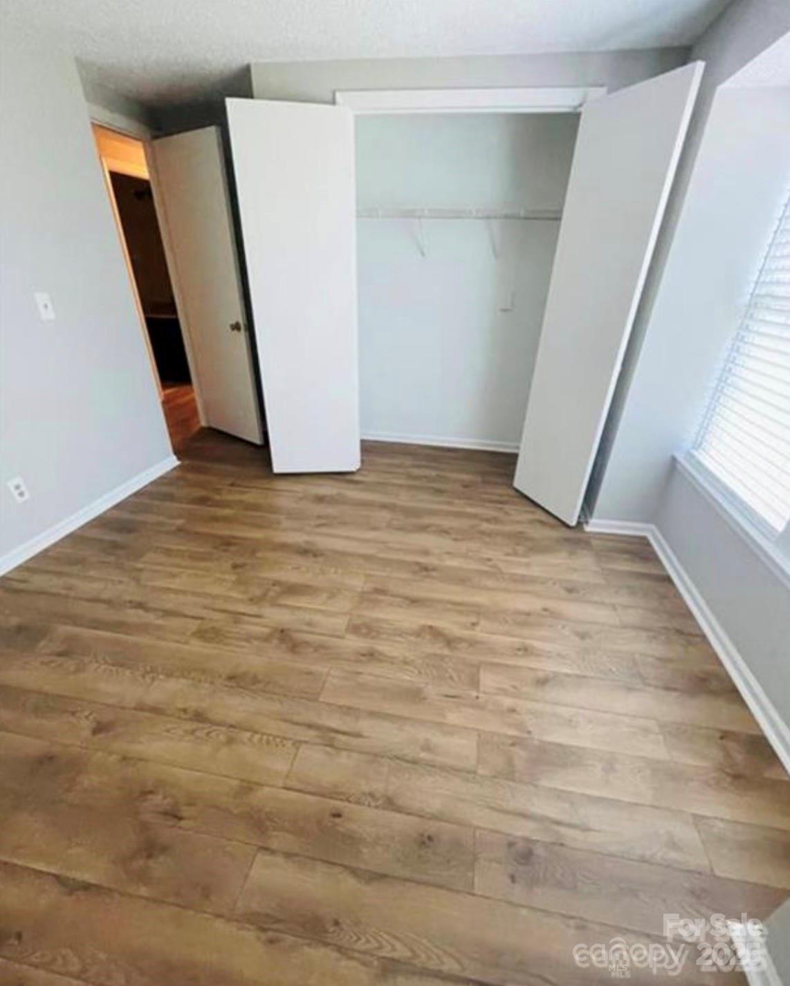 Property image 5 at 1624 Arlyn Circle, Charlotte, NC 28213