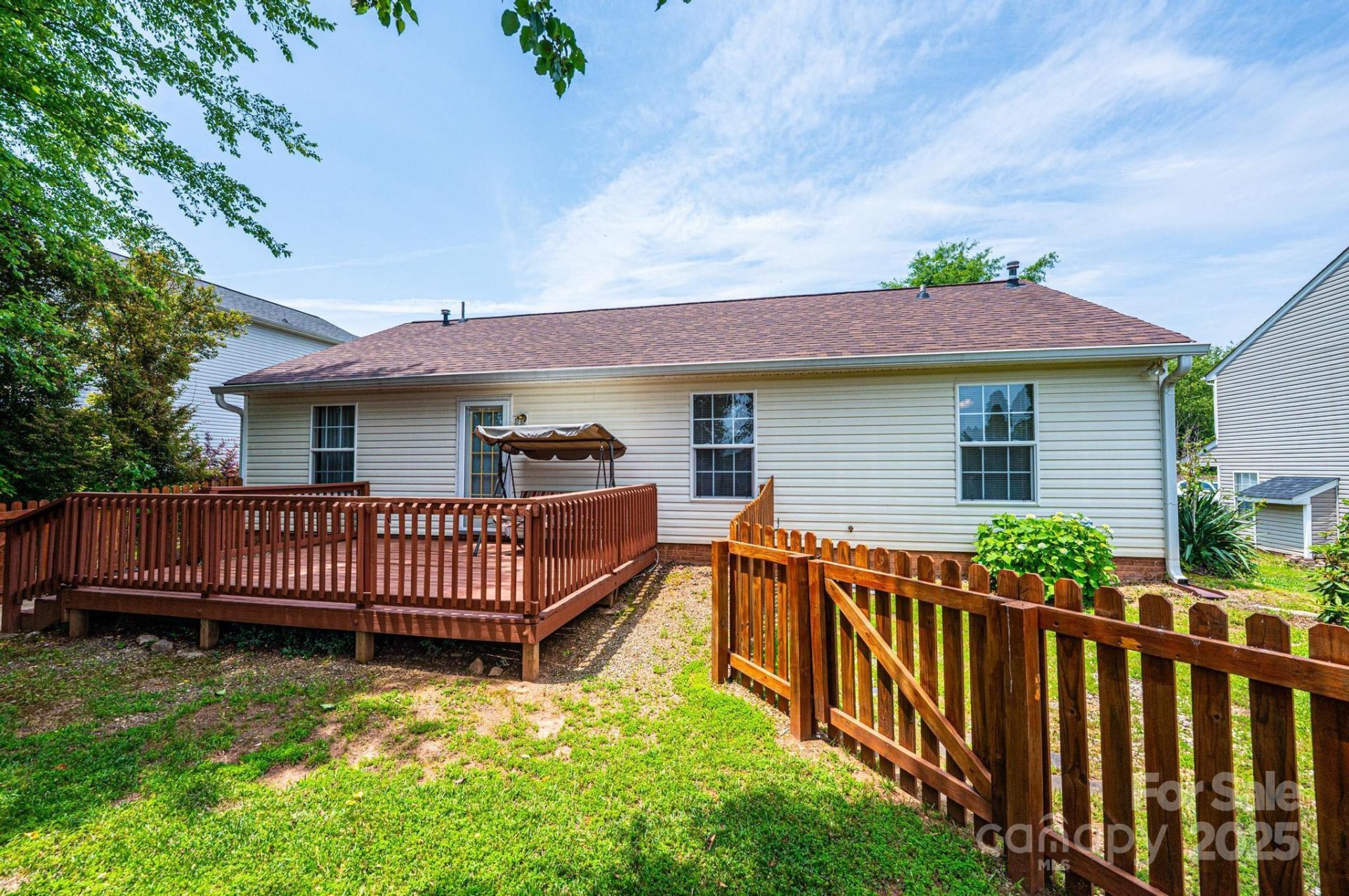 Property image 3 at 1957 8th Street Lane, Hickory, NC 28602