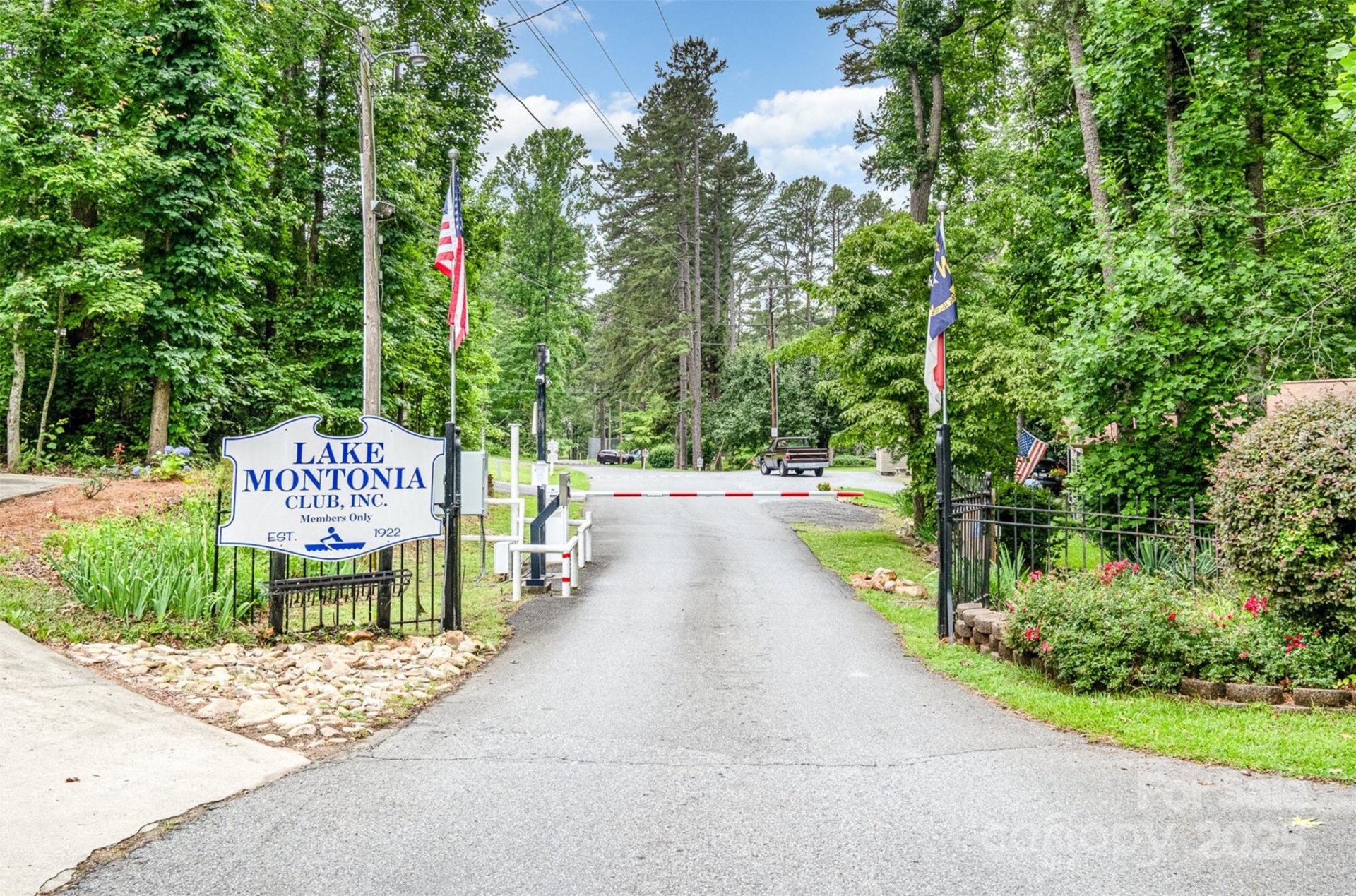 Property image 3 at 1102 Lake Montonia Road, Kings Mountain, NC 28086