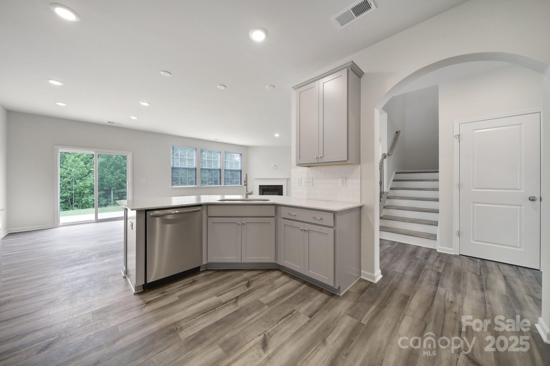 Property image 5 at 300 Kennerly Center Drive, Mooresville, NC 28115