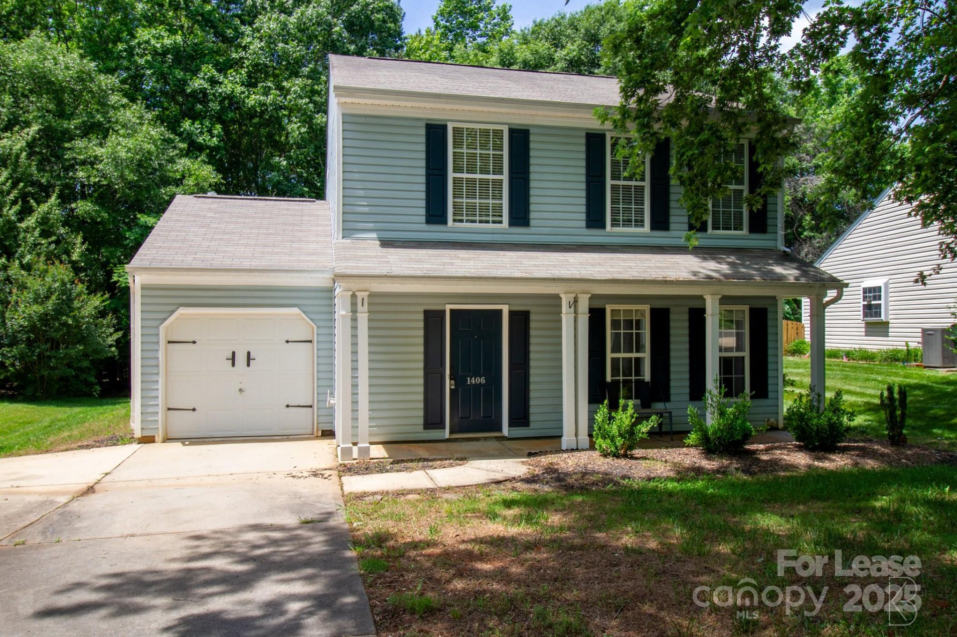 1406 Juniper Hills Lane