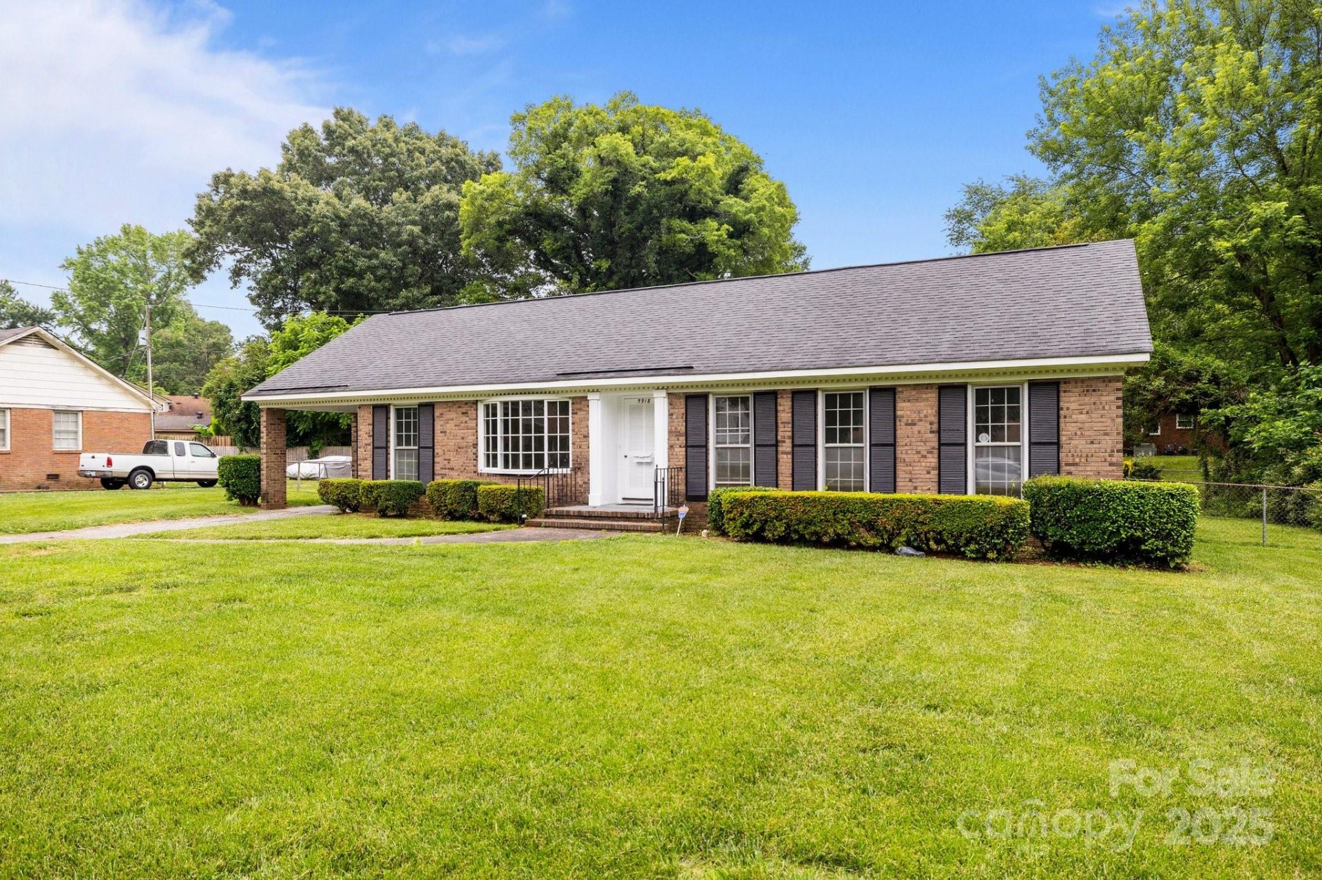 Property image 2 at 5918 Barrington Drive, Charlotte, NC 28215