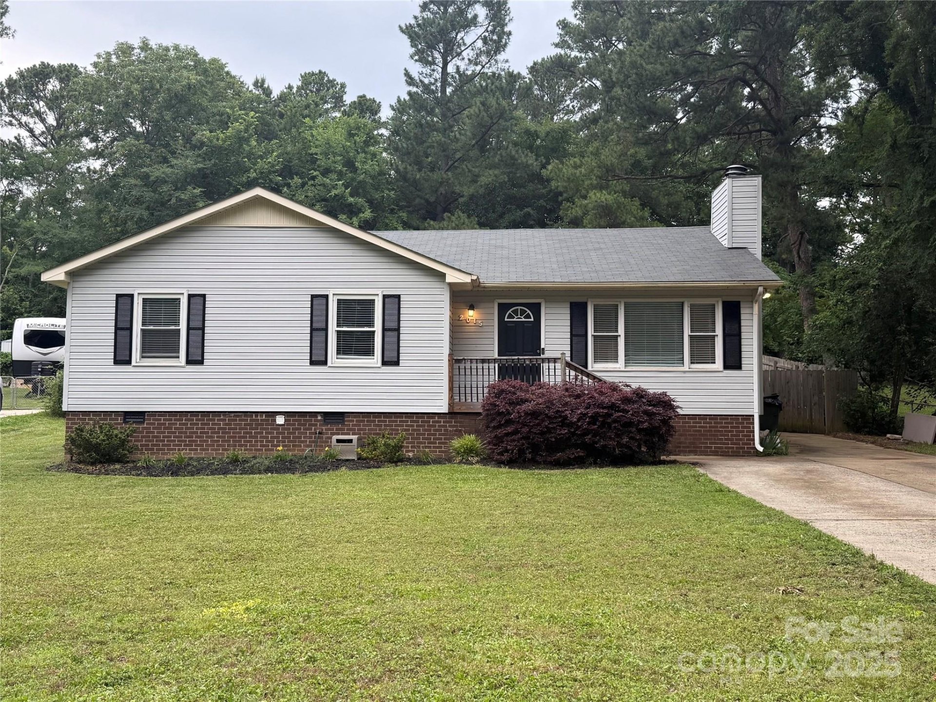 Midbrook, Rock Hill Community