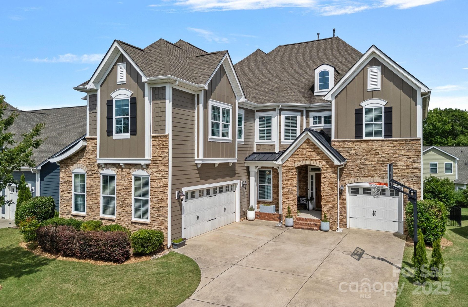 Avery Park, Cornelius Community