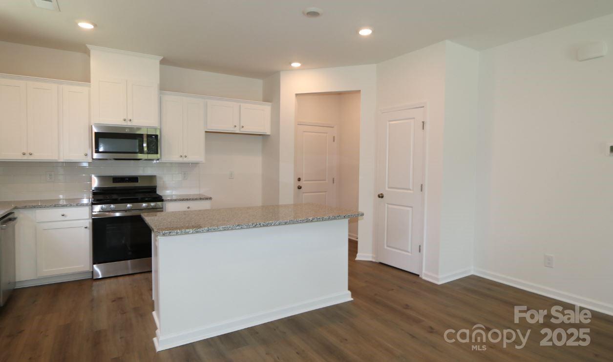 Property image 3 at 1922 Highland Park Drive, Charlotte, NC 28269