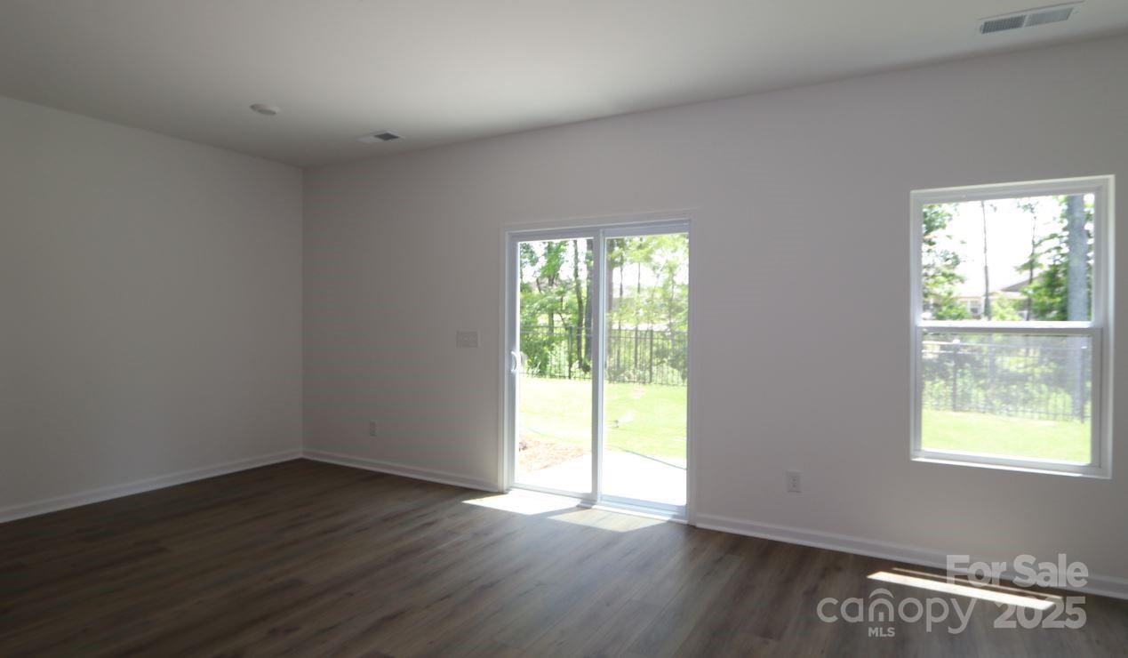 Property image 4 at 1922 Highland Park Drive, Charlotte, NC 28269