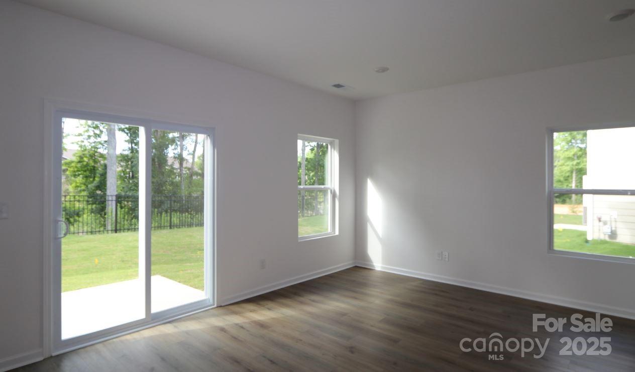 Property image 5 at 1922 Highland Park Drive, Charlotte, NC 28269
