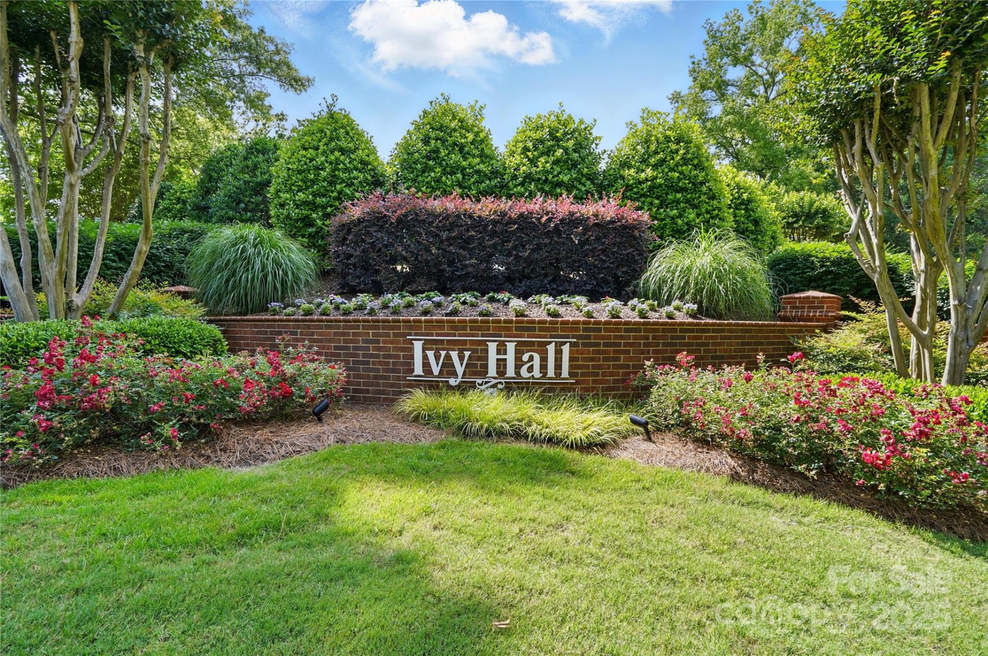 Property image 2 at 10607 Newberry Park Lane, Charlotte, NC 28277