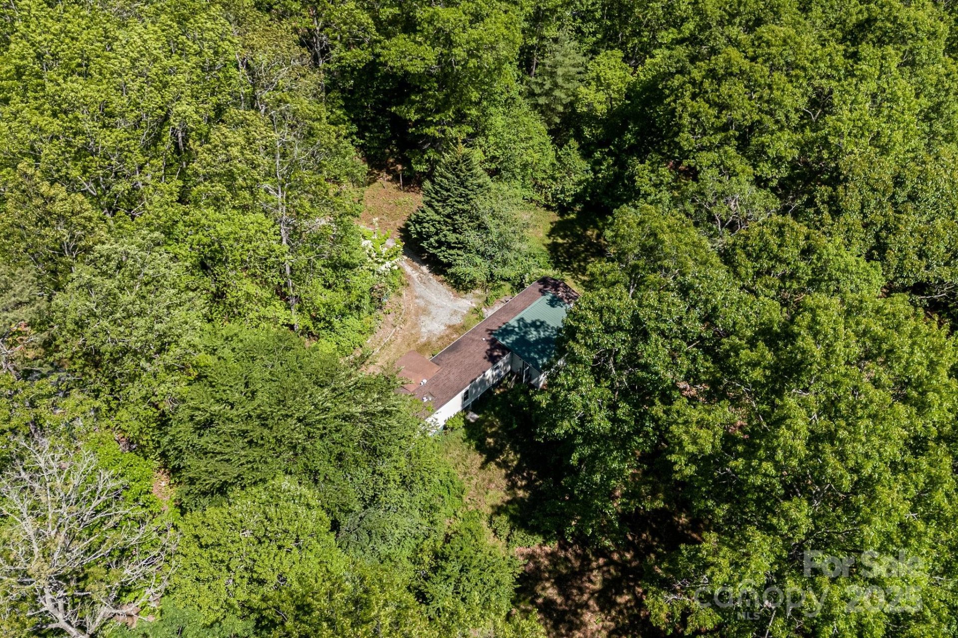 Property image 1 at 501 Deer Chase Circle, Cedar Mountain, NC 28718