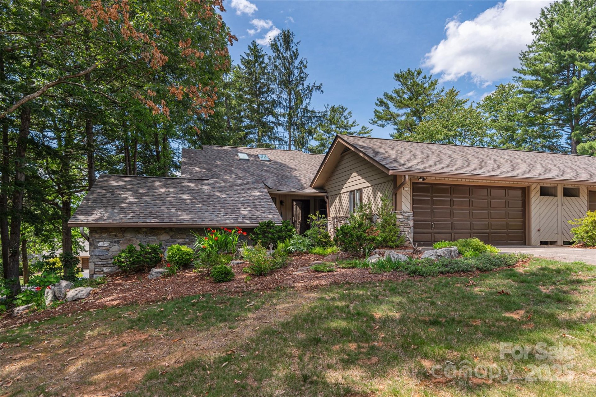 Property image 3 at 1101 Timber Trail, Asheville, NC 28804