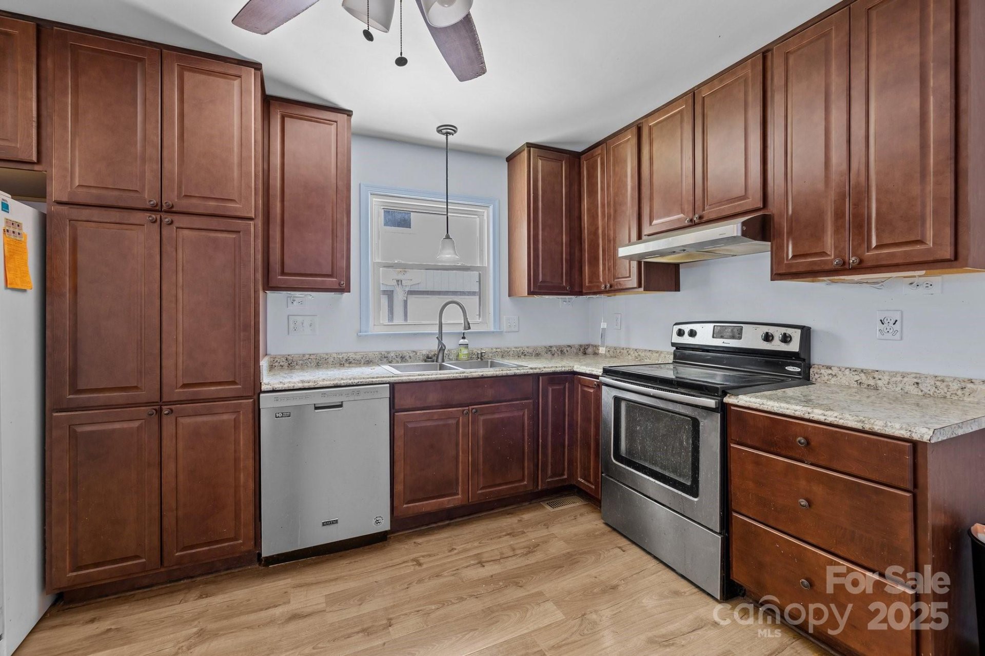 Property image 2 at 6231 Coach Hill Lane, Charlotte, NC 28212