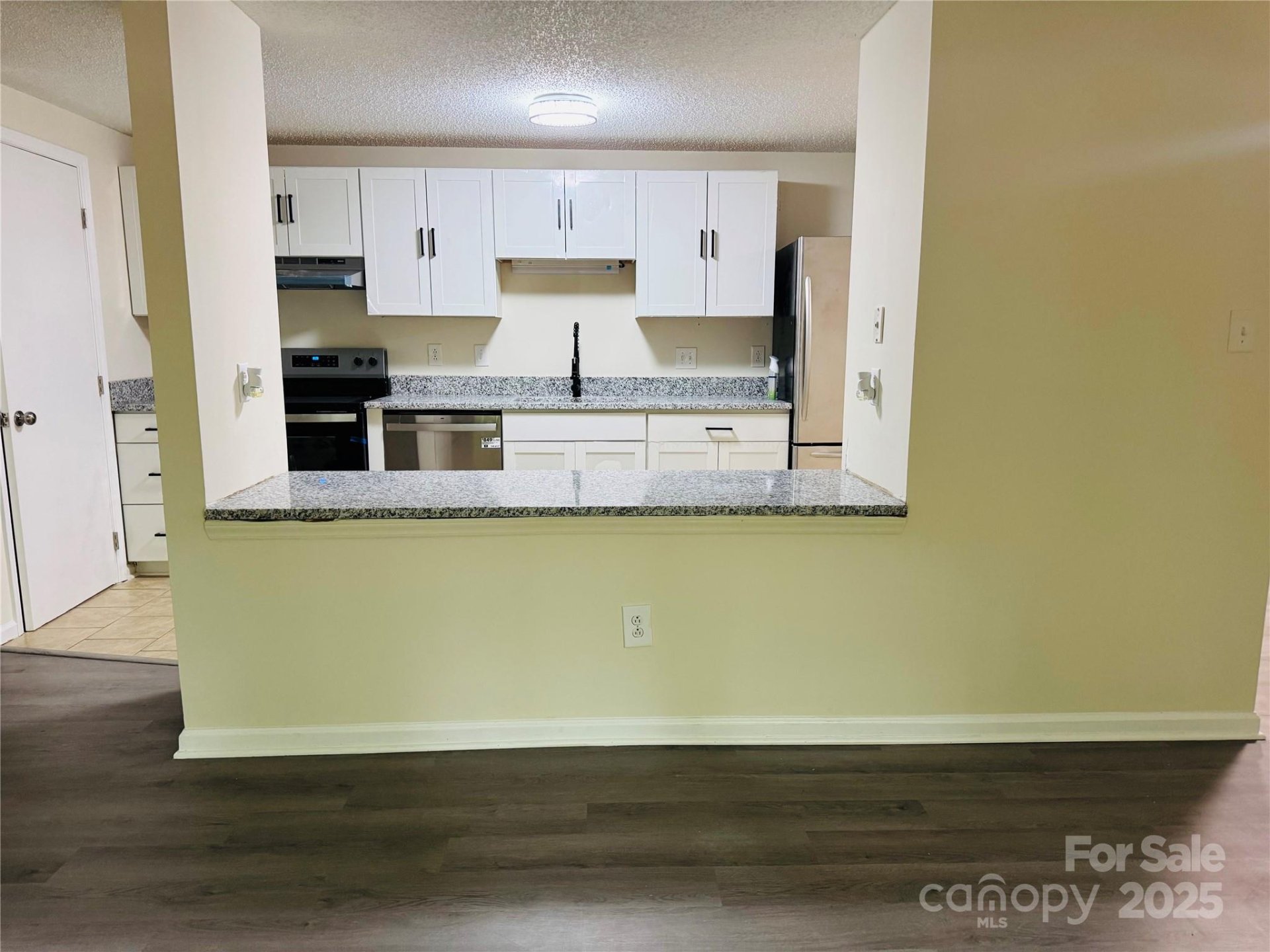 Property image 3 at 9541 Shannon Green Drive, Charlotte, NC 28213