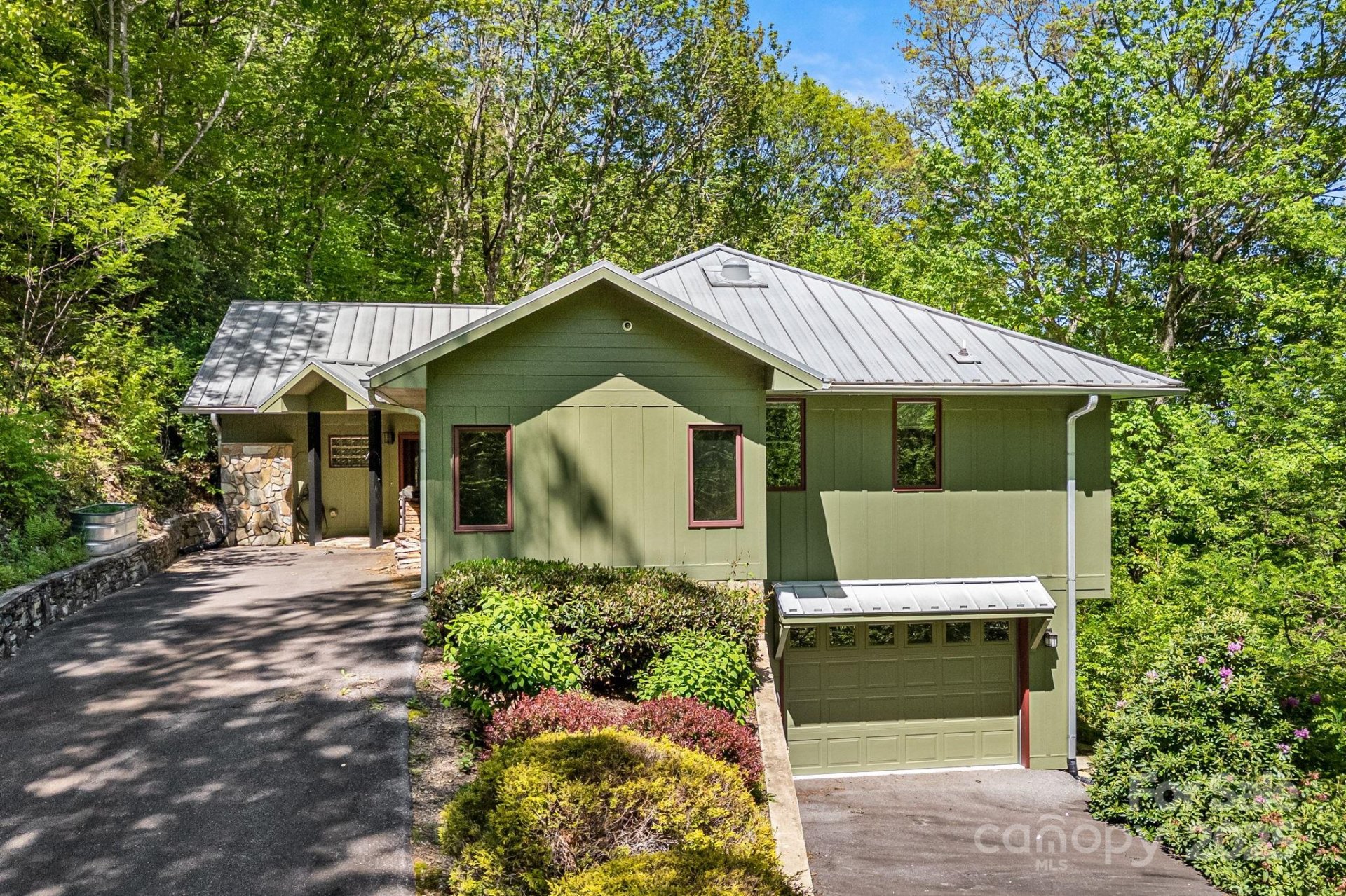 1760 Winding Creek Drive