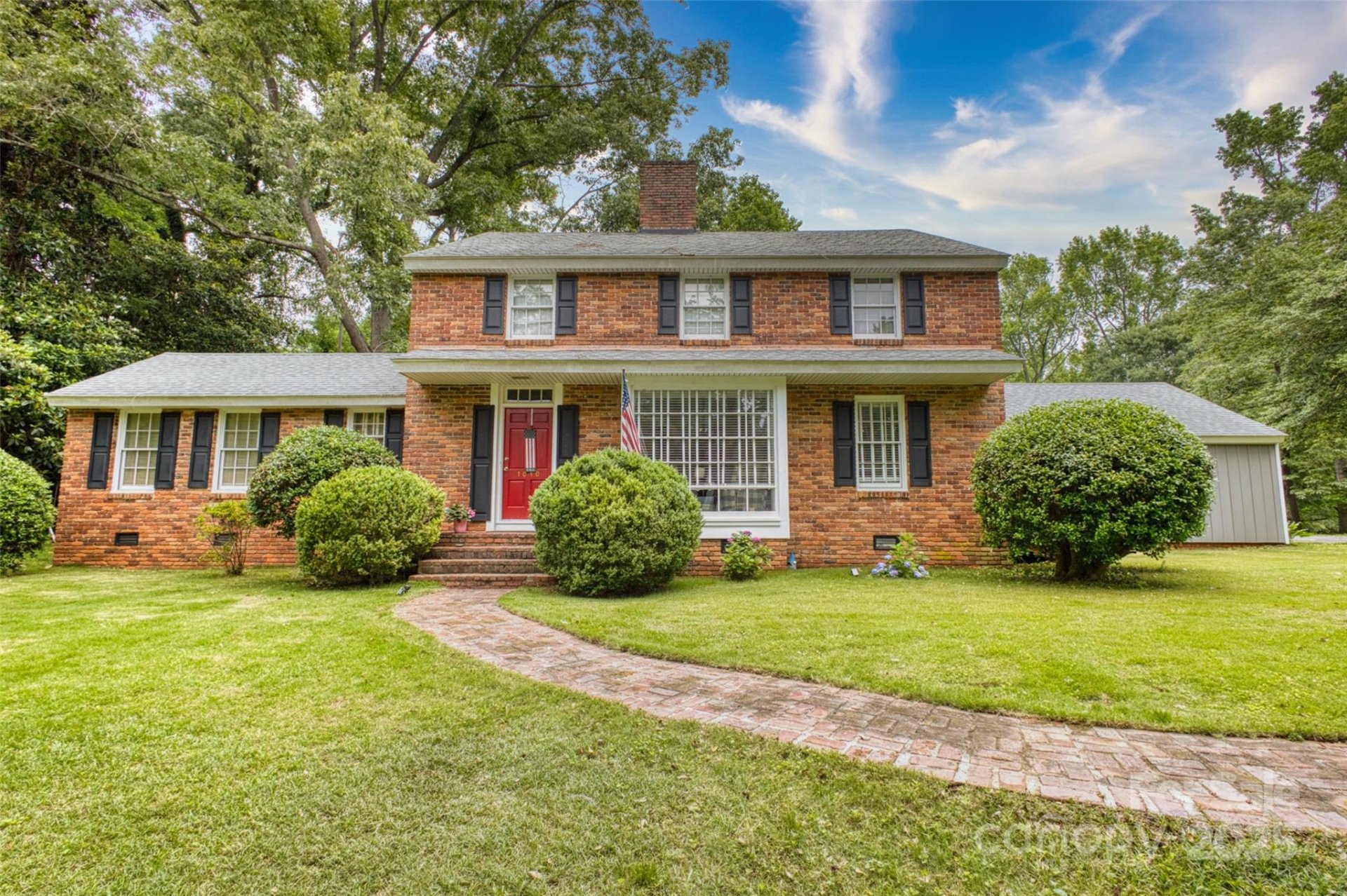 1010 Forest Drive