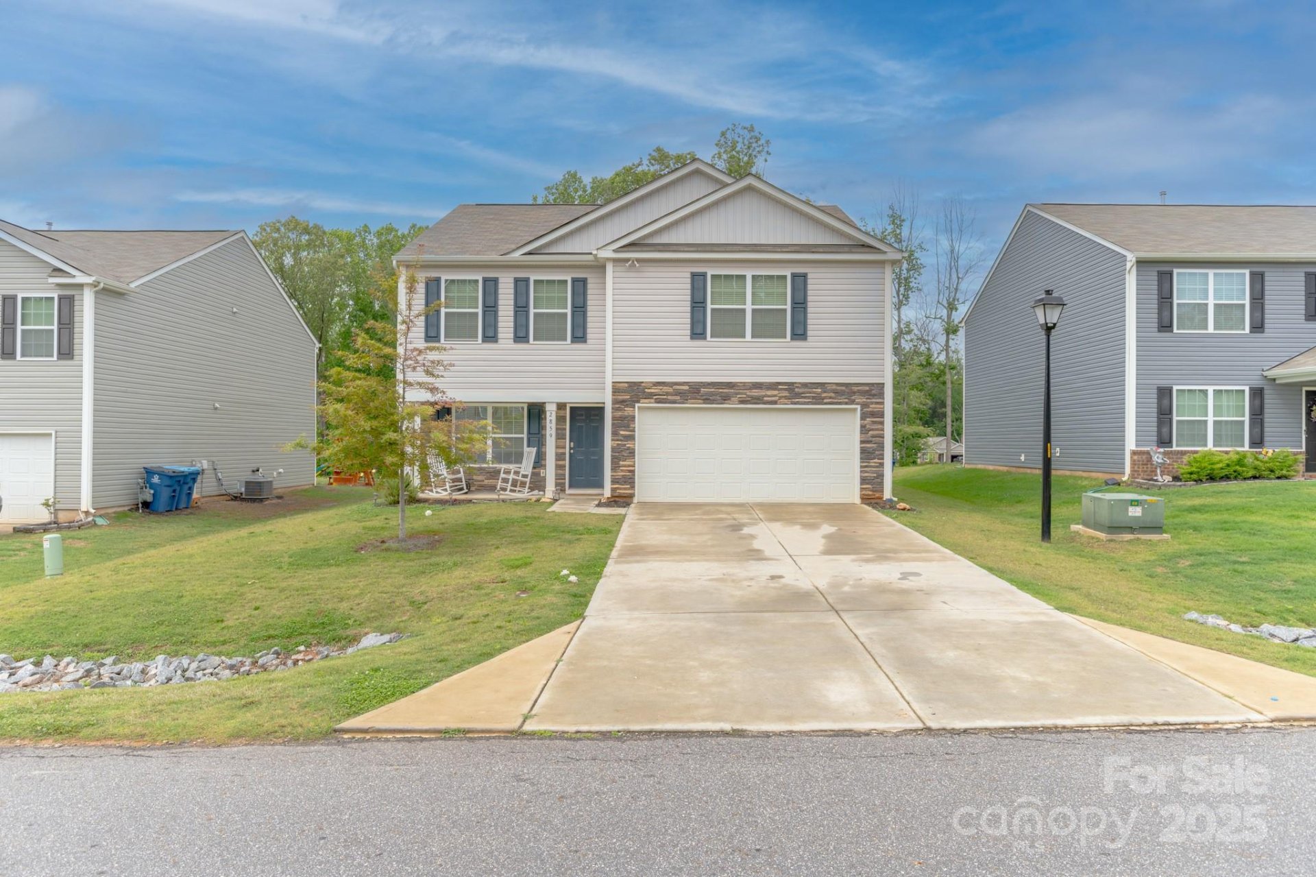 Property image 2 at 2859 Sherrills Stream Drive, Sherrills Ford, NC 28673
