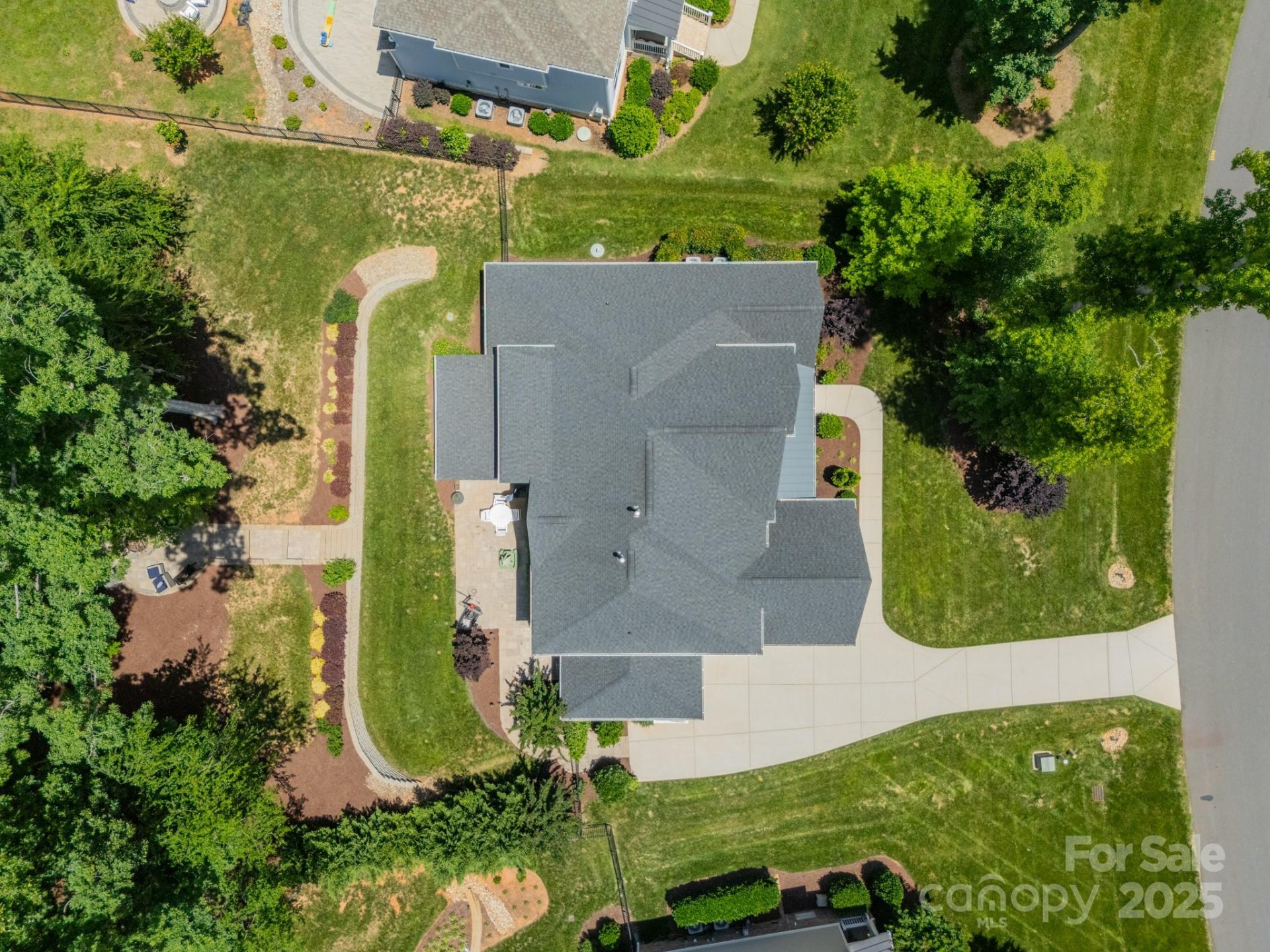 Property image 4 at 208 South Shore Drive, Belmont, NC 28012