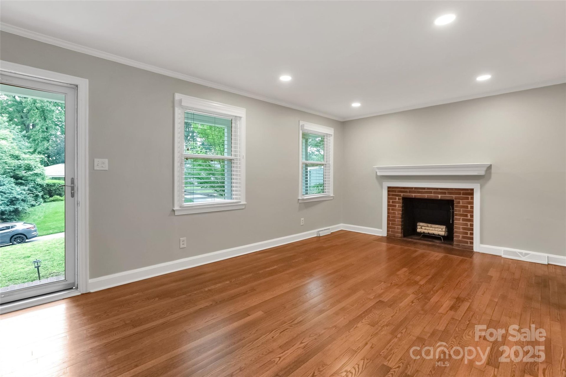Property image 4 at 3624 Moultrie Street, Charlotte, NC 28209