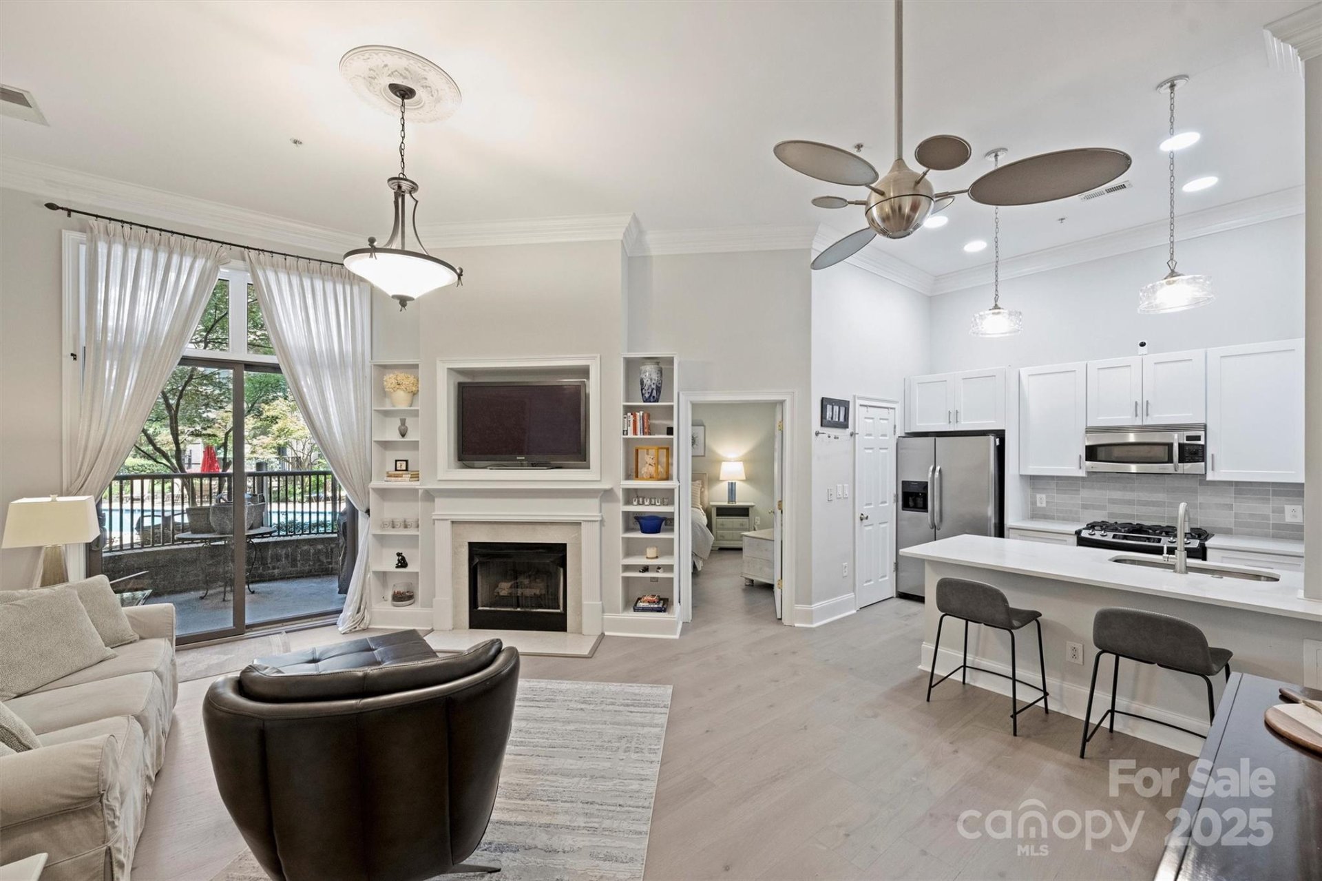 Property image 3 at 718 W Trade Street, Charlotte, NC 28202