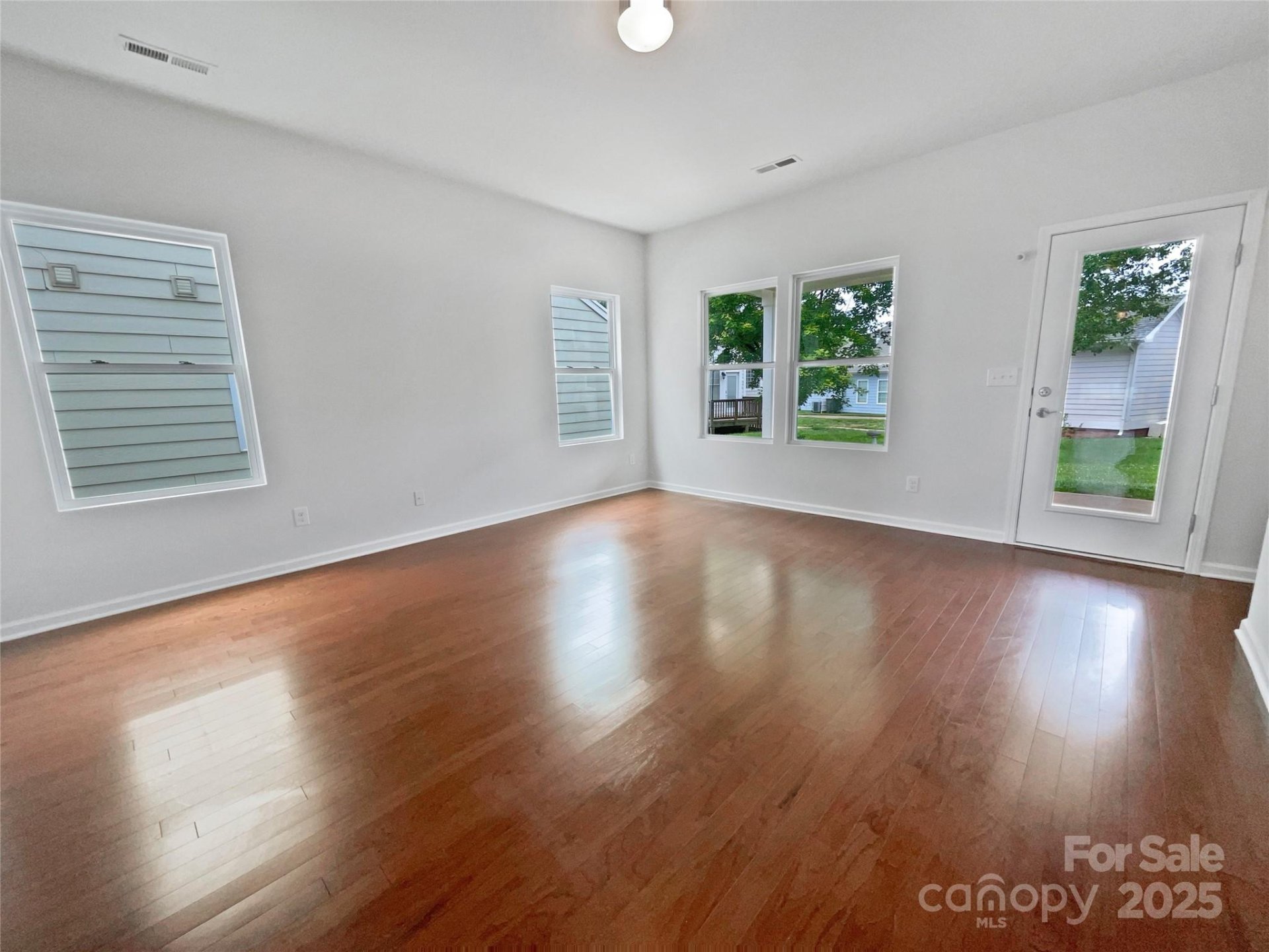 Property image 3 at 27415 Cinderella Circle, Lancaster, SC 29720