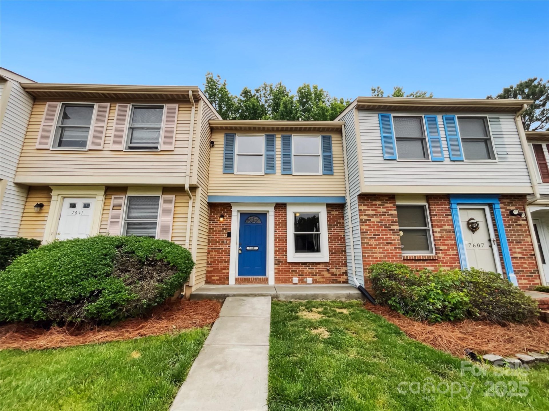 Property image 1 at 7609 Holly Grove Court, Charlotte, NC 28227