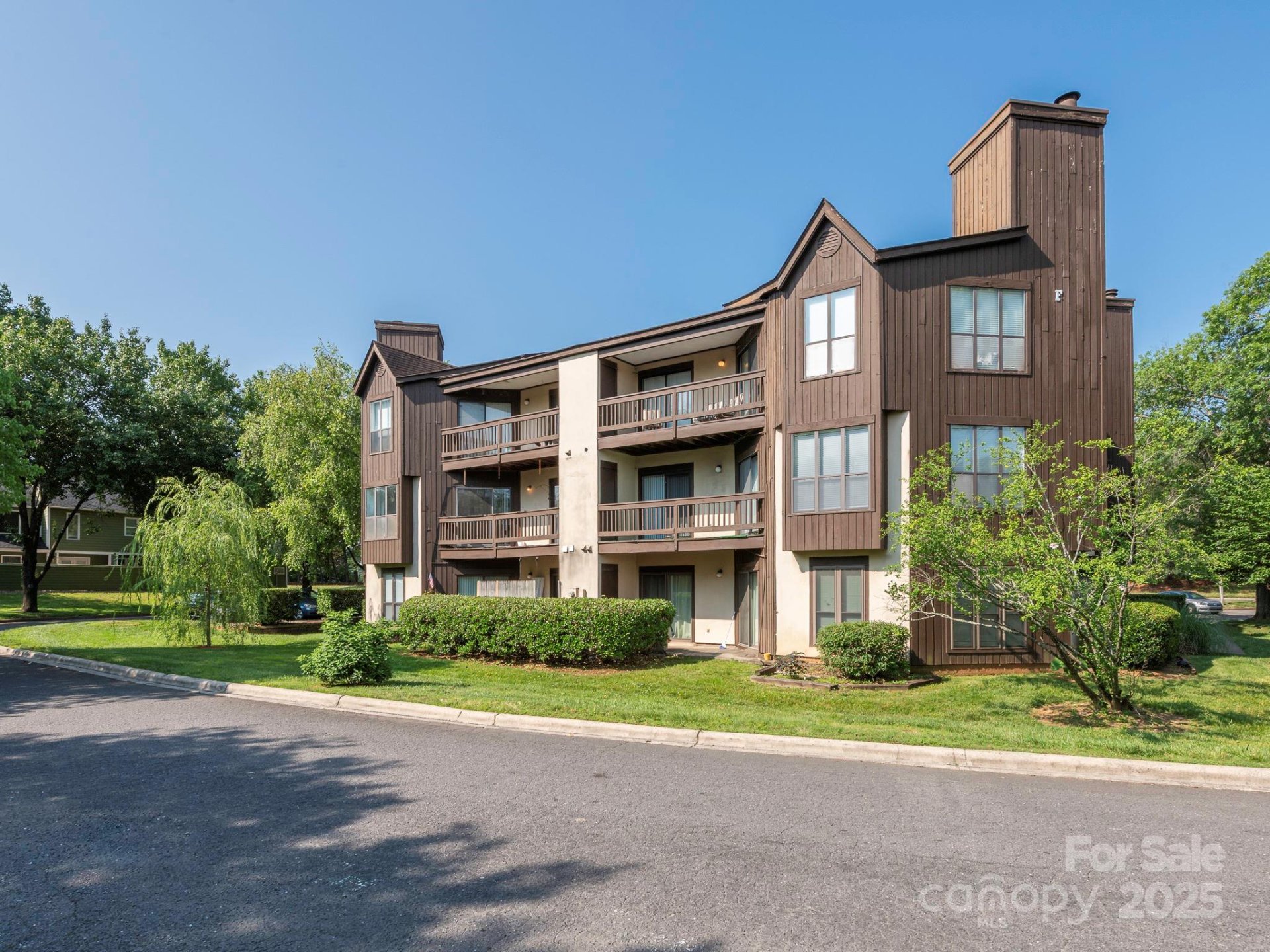 Property image 1 at 8208 Cedar Glen Drive, Charlotte, NC 28212