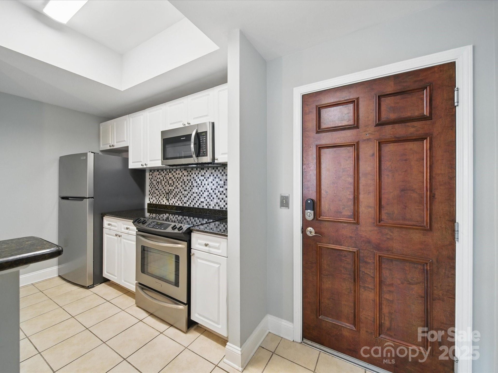 Property image 2 at 300 W 5th Street, Charlotte, NC 28202