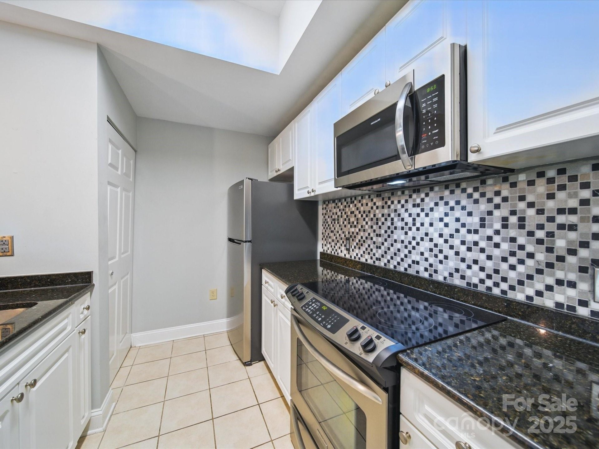 Property image 3 at 300 W 5th Street, Charlotte, NC 28202