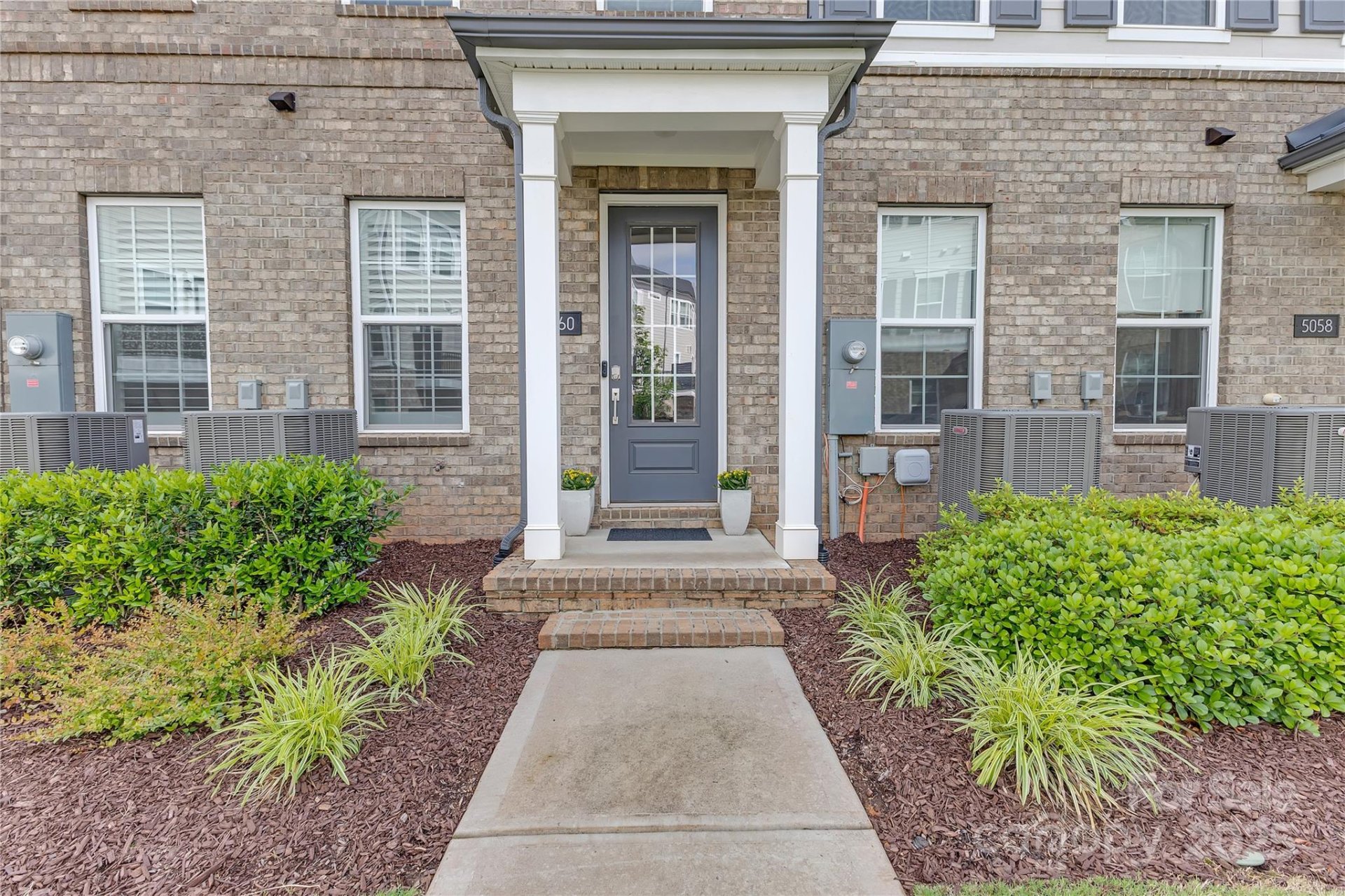 5060 Harrowsmith Lane