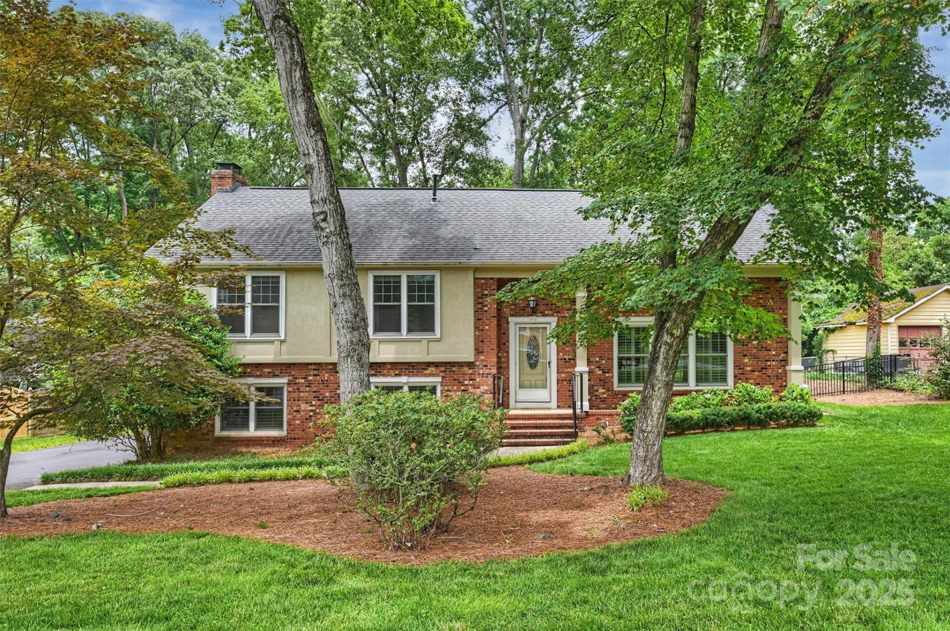 Property image 1 at 7050 Knightswood Drive, Charlotte, NC 28226