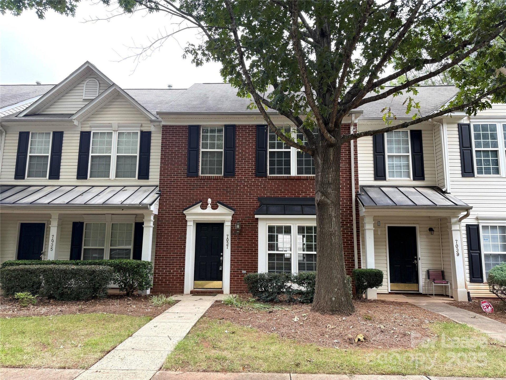 Property image 1 at 7037 Flying Scotsman Drive, Charlotte, NC 28213