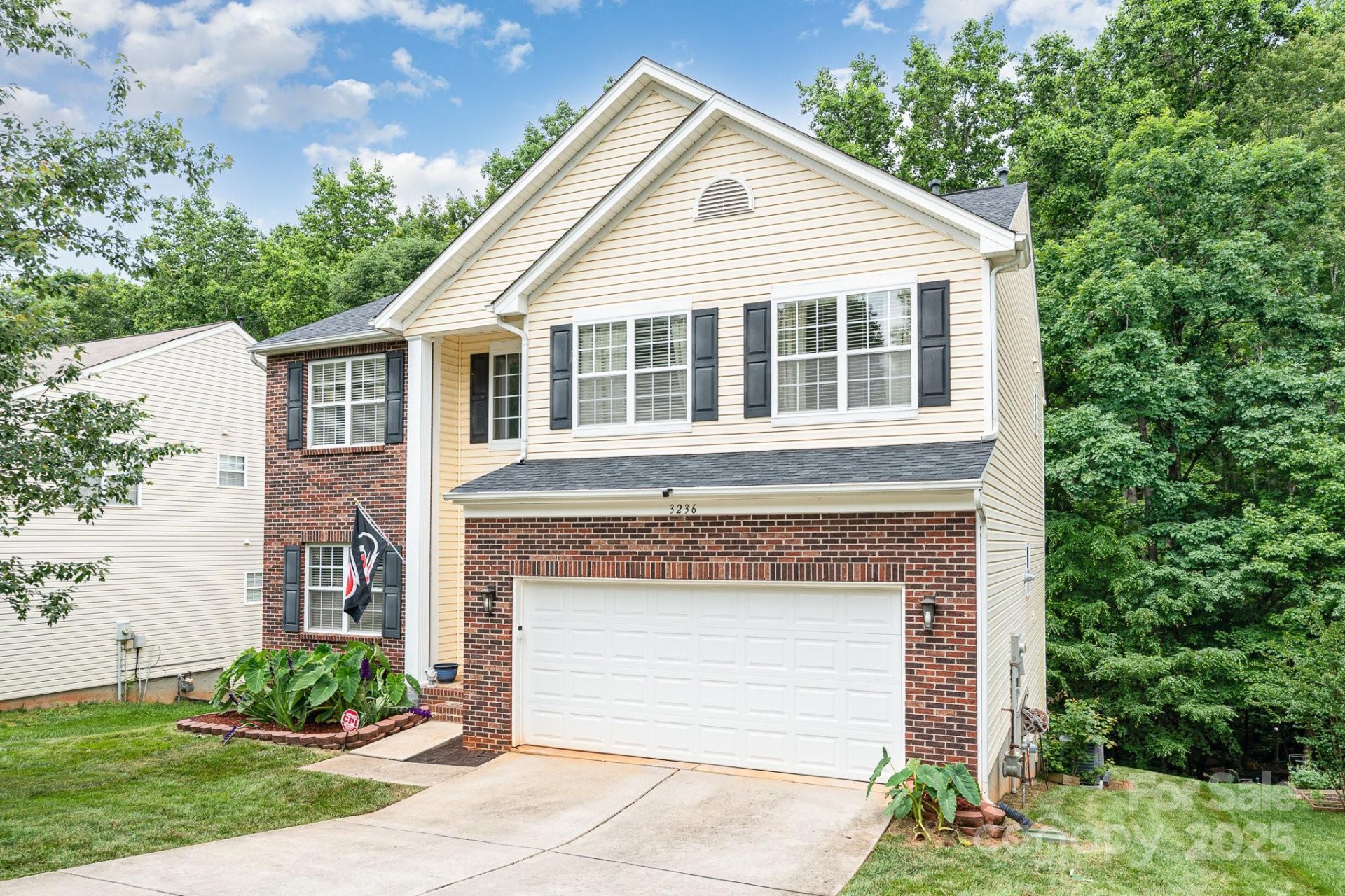 Property image 2 at 3236 Wicklow Lane, Clover, SC 29710