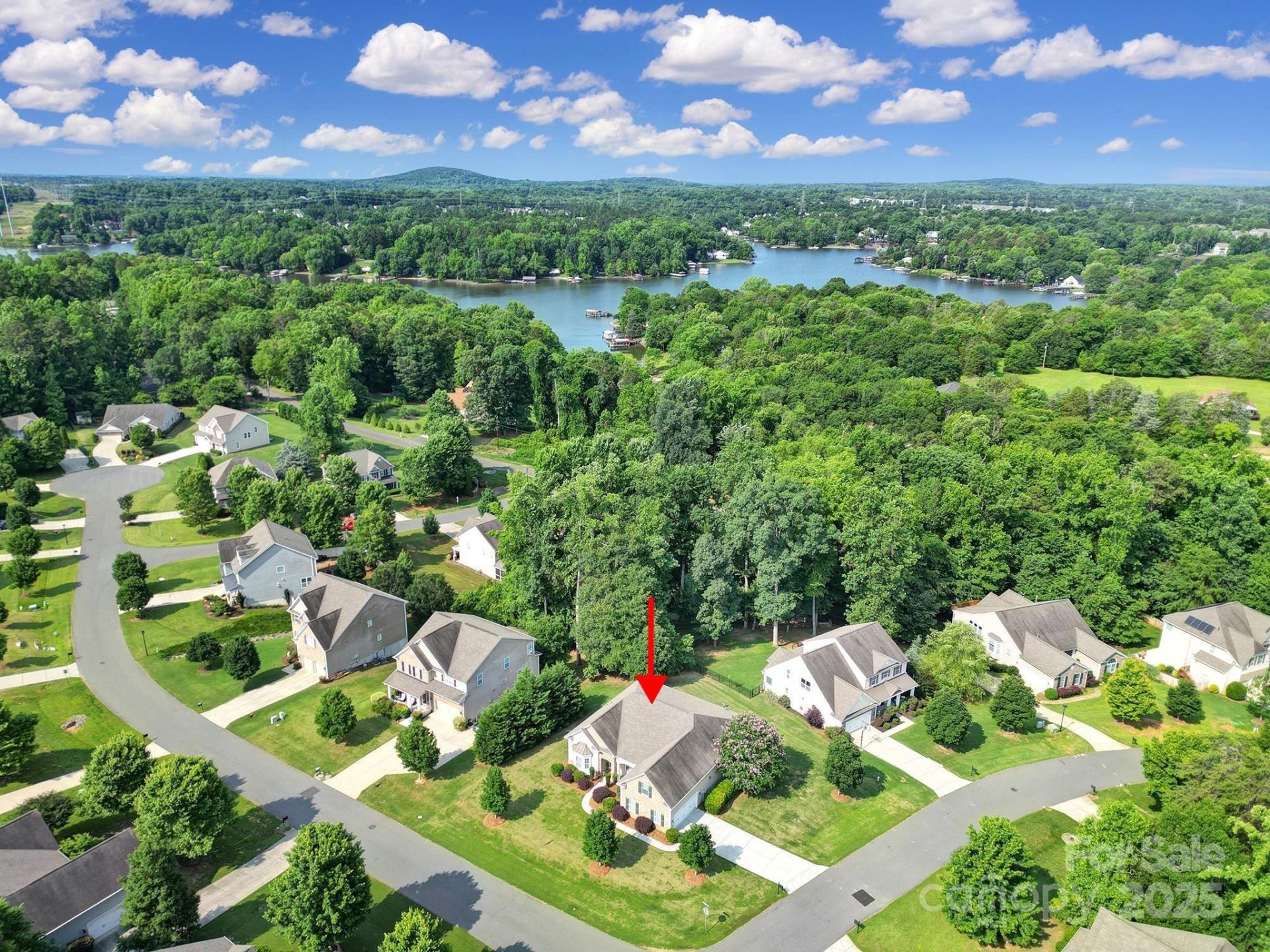 Property image 3 at 909 Autumn Glen Court, Clover, SC 29710