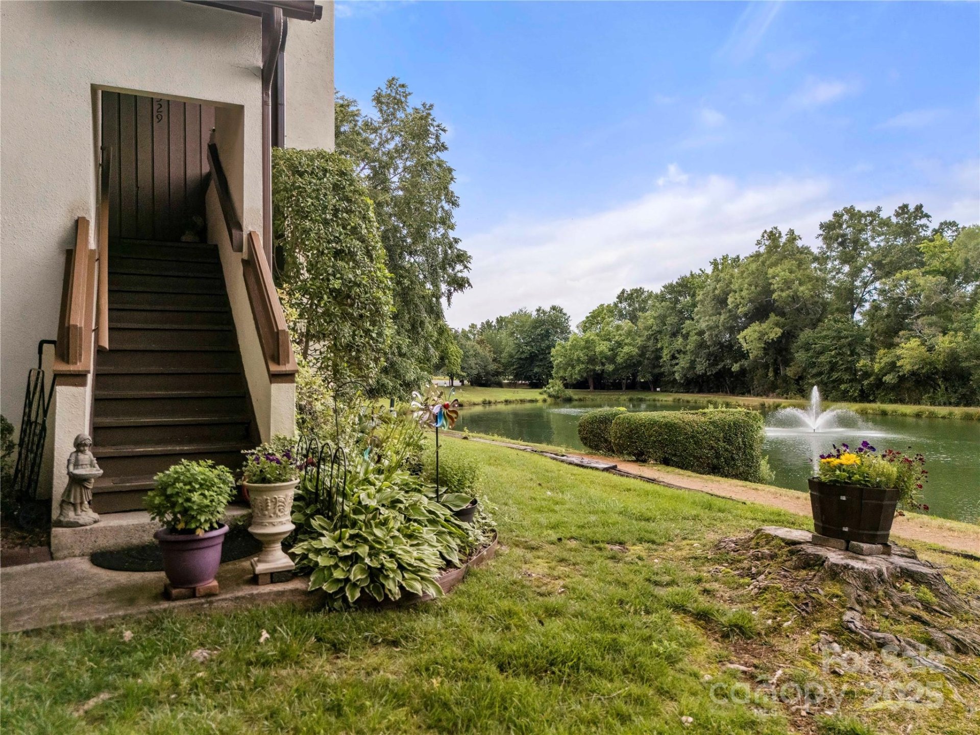 Property image 2 at 7329 Winery Lane, Charlotte, NC 28227