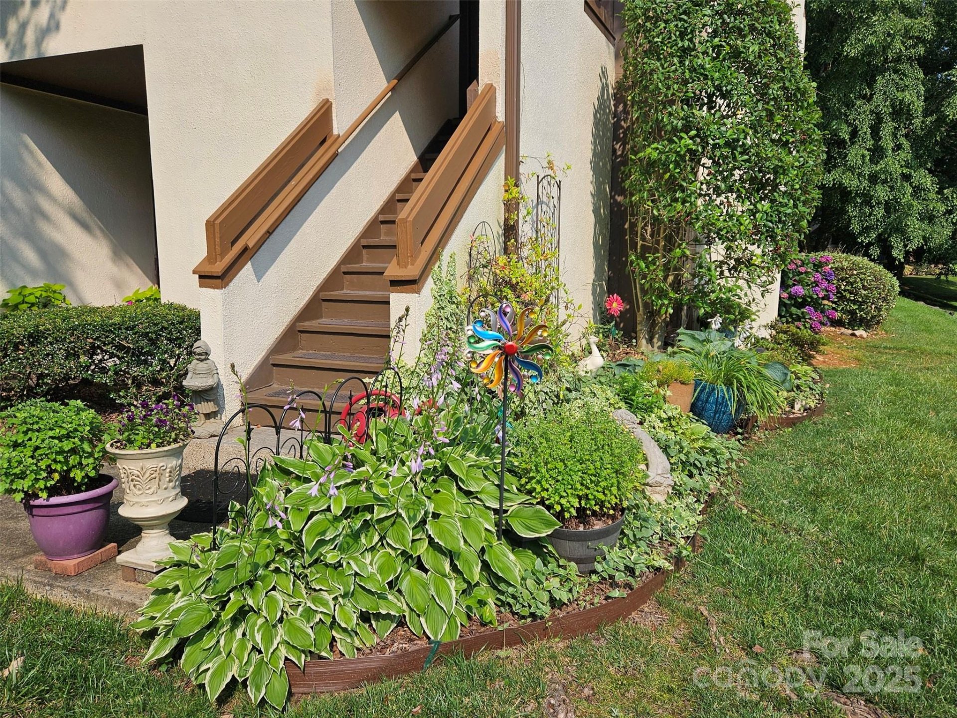 Property image 3 at 7329 Winery Lane, Charlotte, NC 28227