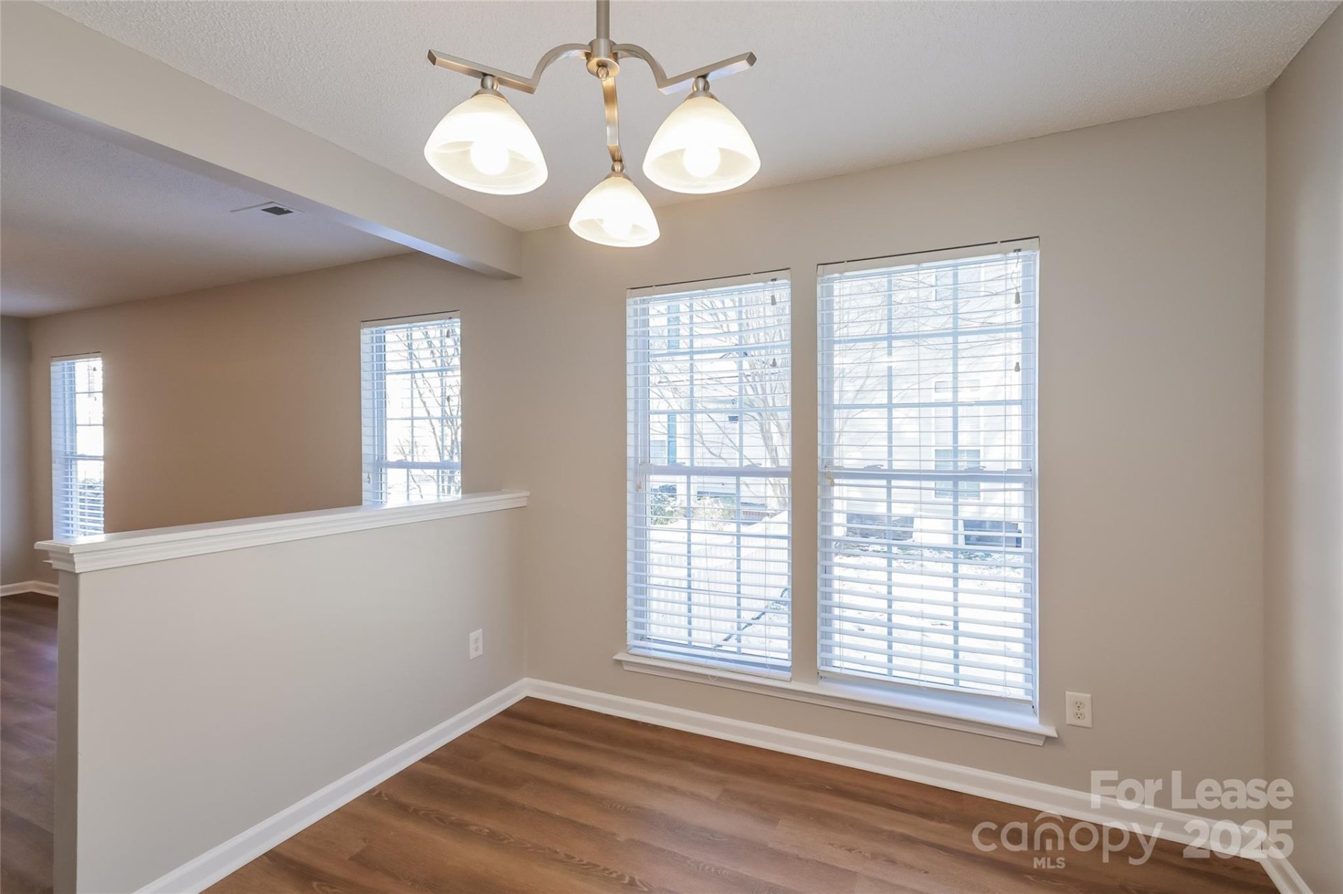 Property image 3 at 5022 Silabert Avenue, Charlotte, NC 28205