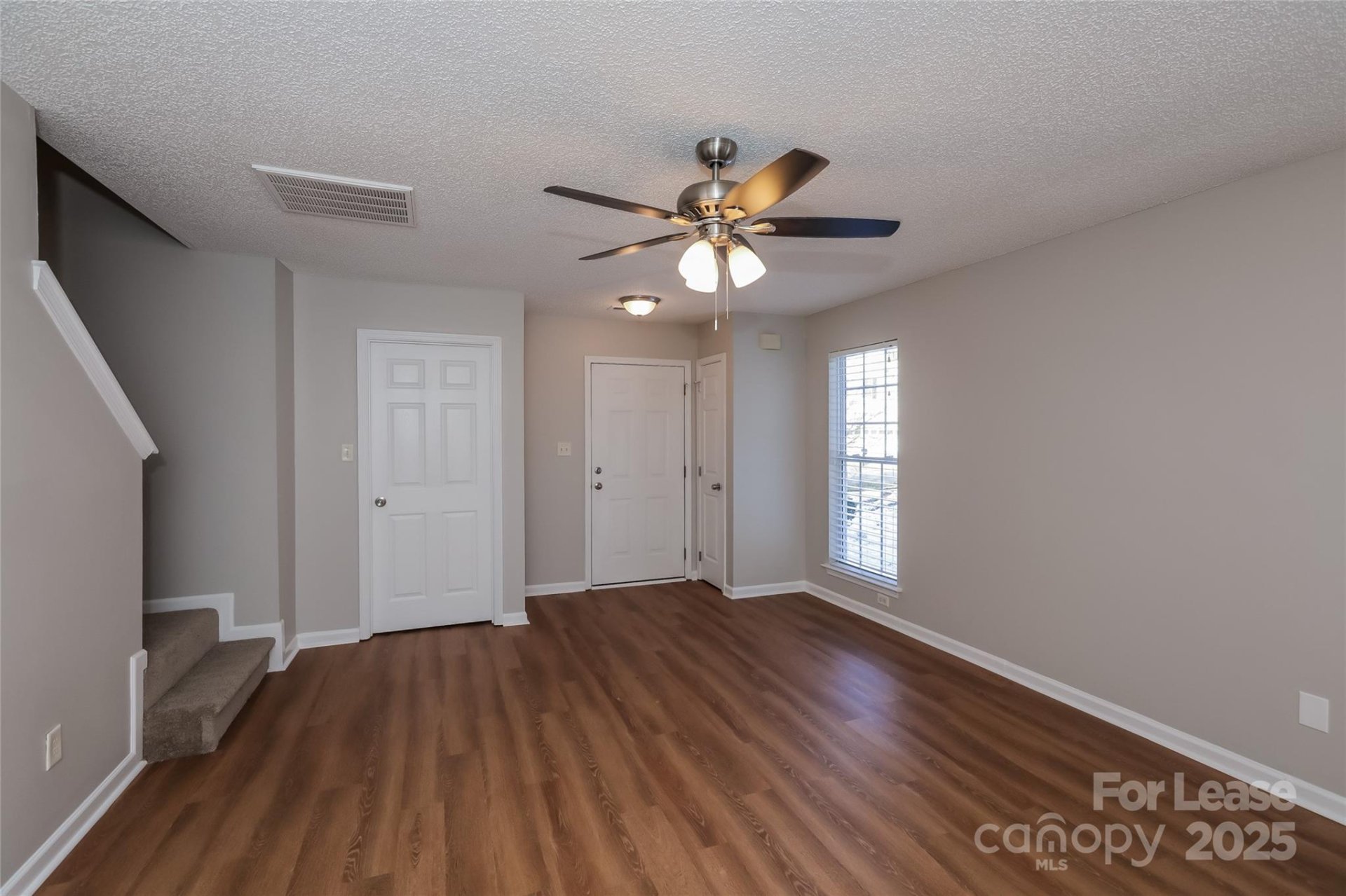 Property image 4 at 5022 Silabert Avenue, Charlotte, NC 28205