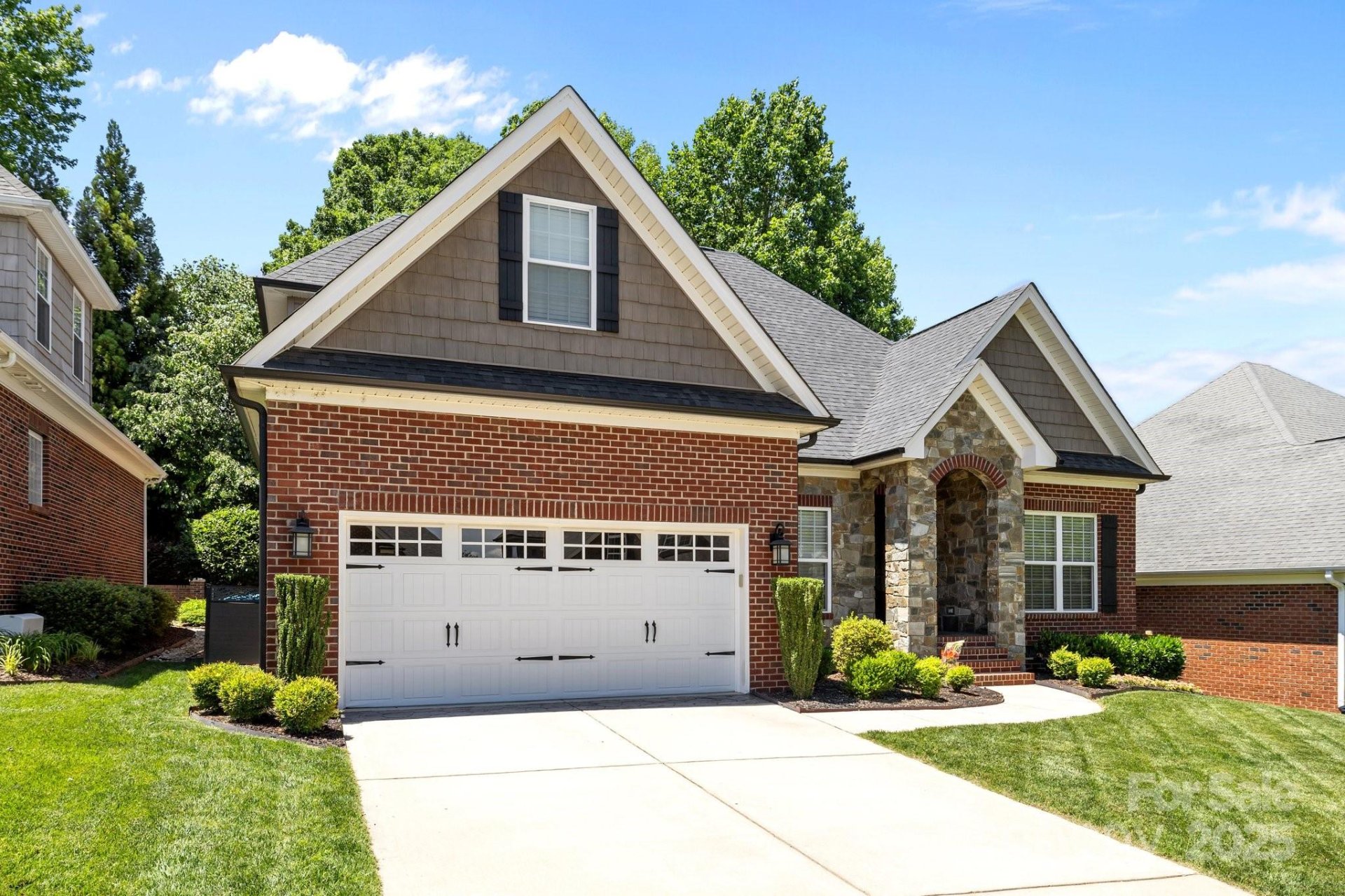 Property image 2 at 4004 Saint Andrews Court, Cramerton, NC 28032