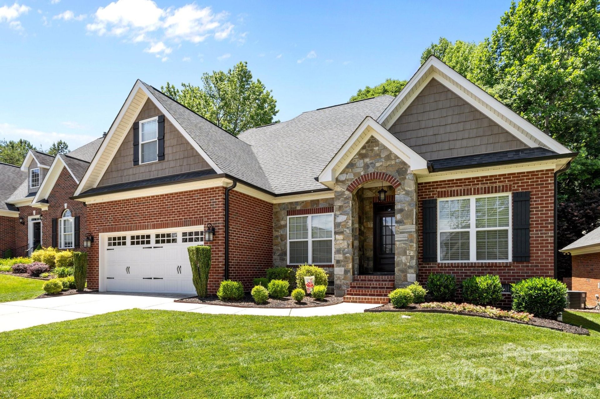 Property image 3 at 4004 Saint Andrews Court, Cramerton, NC 28032