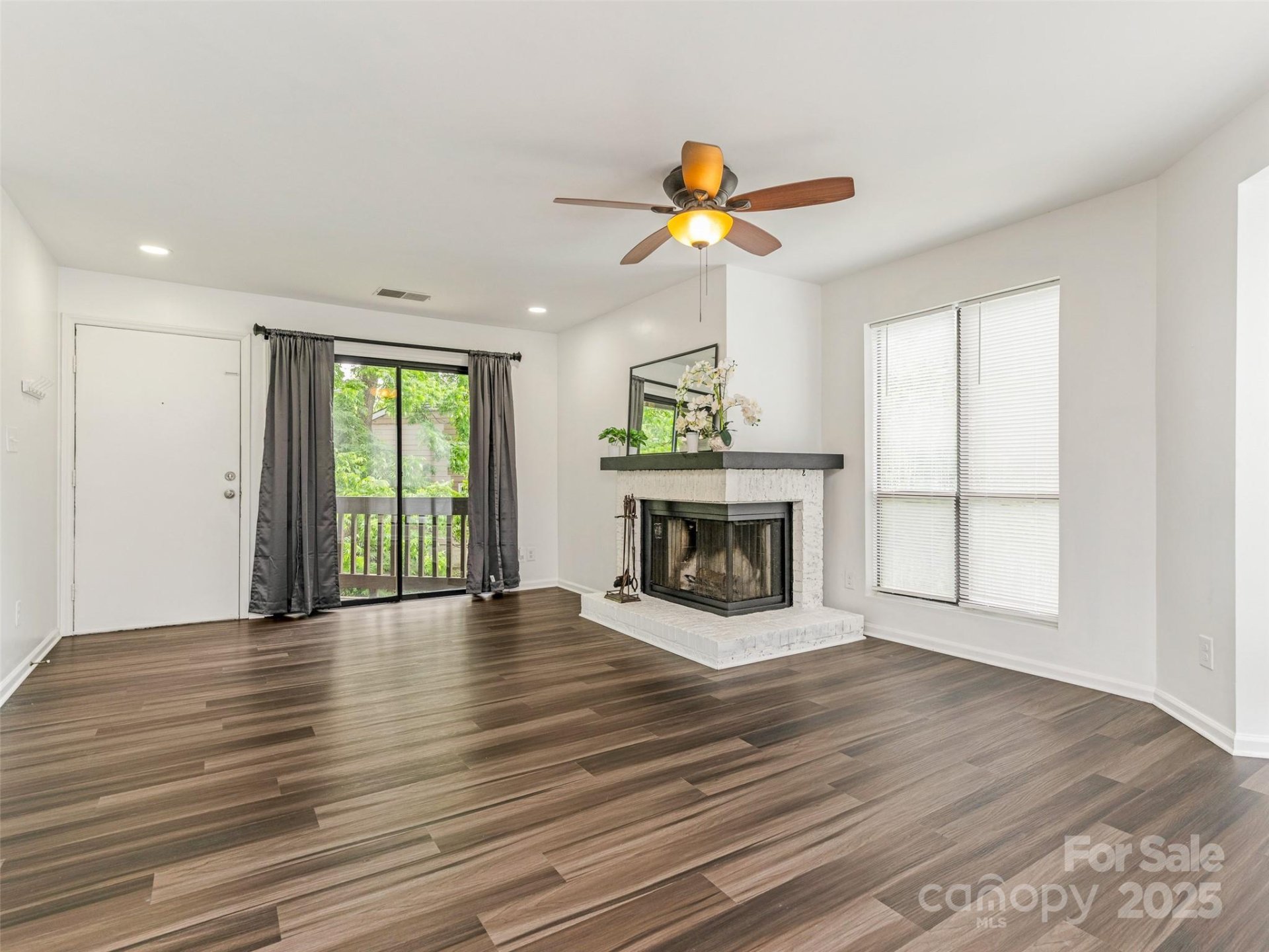 Property image 1 at 8183 Cedar Glen Drive, Charlotte, NC 28212