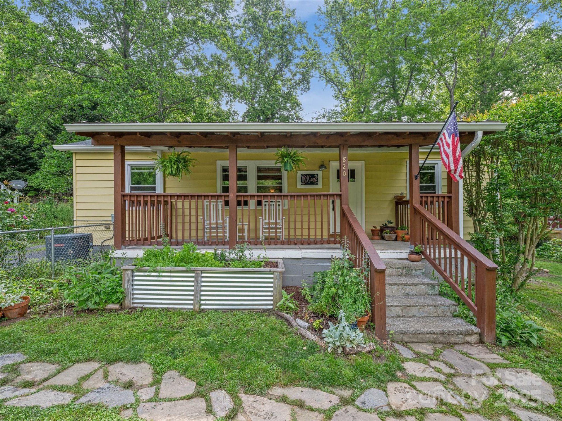 Property image 1 at 820 Azalea Avenue, Black Mountain, NC 28711