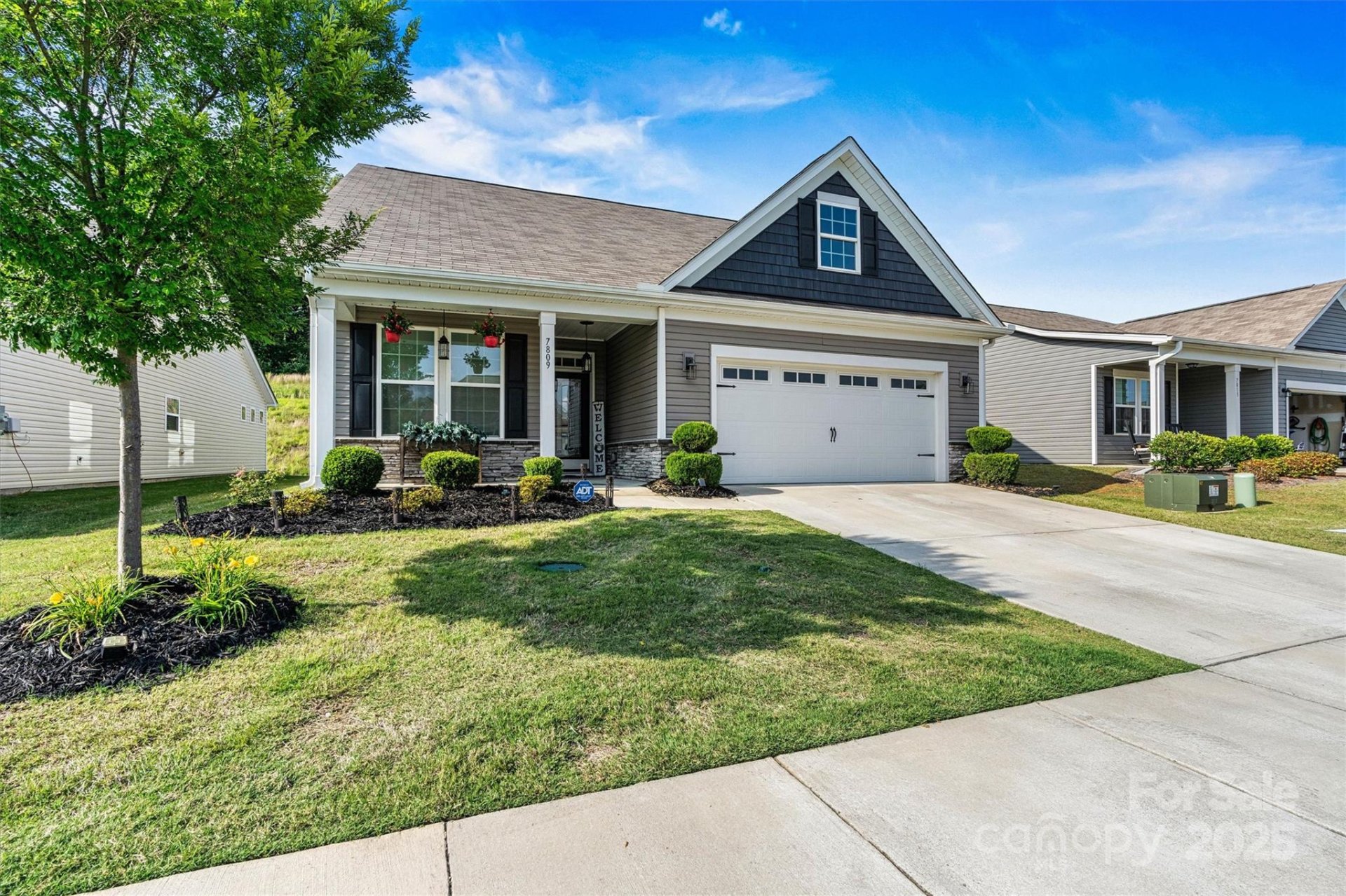 Property image 3 at 7809 Creek Park Drive, Denver, NC 28037