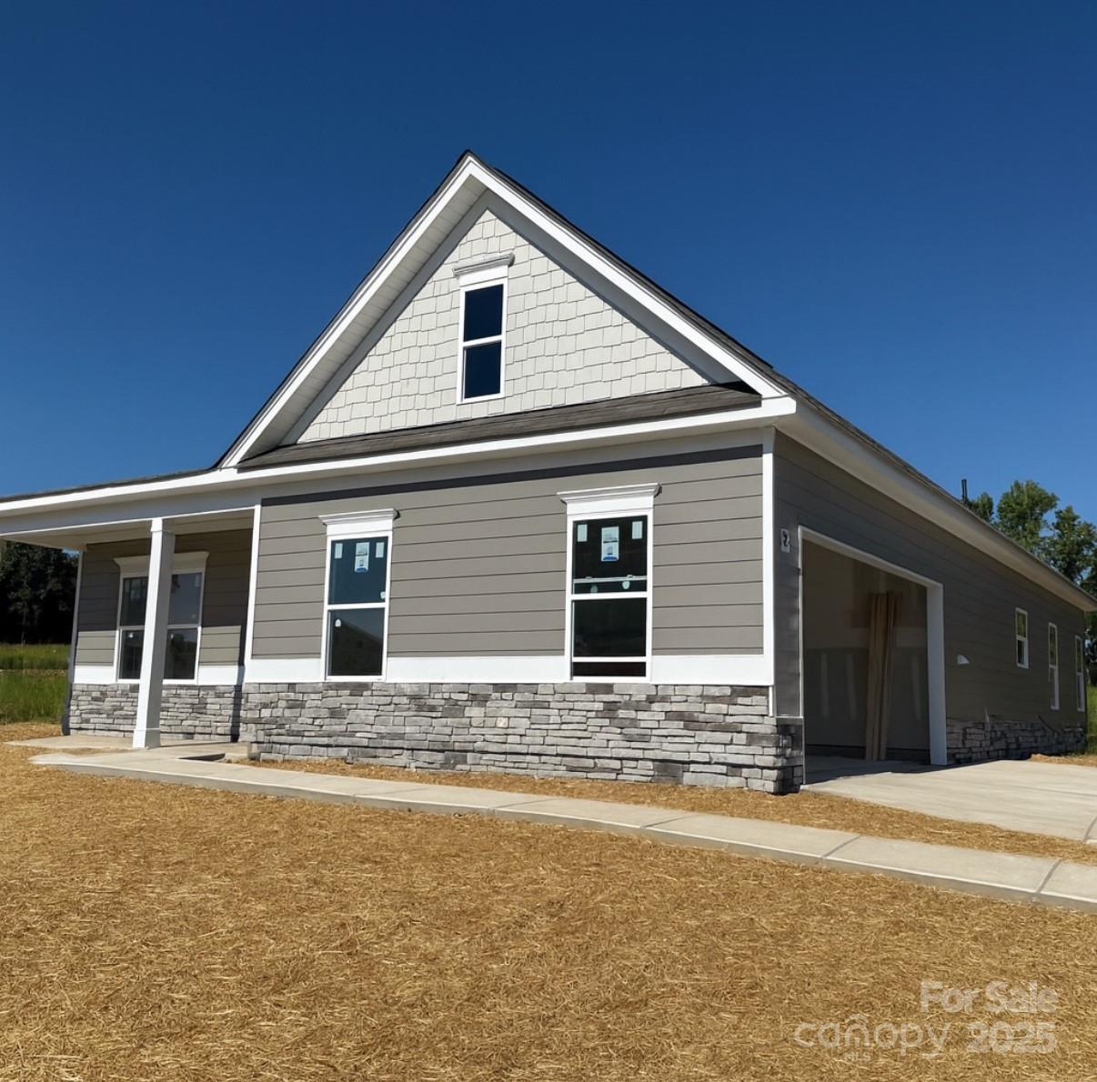 523 Hullview Vista
