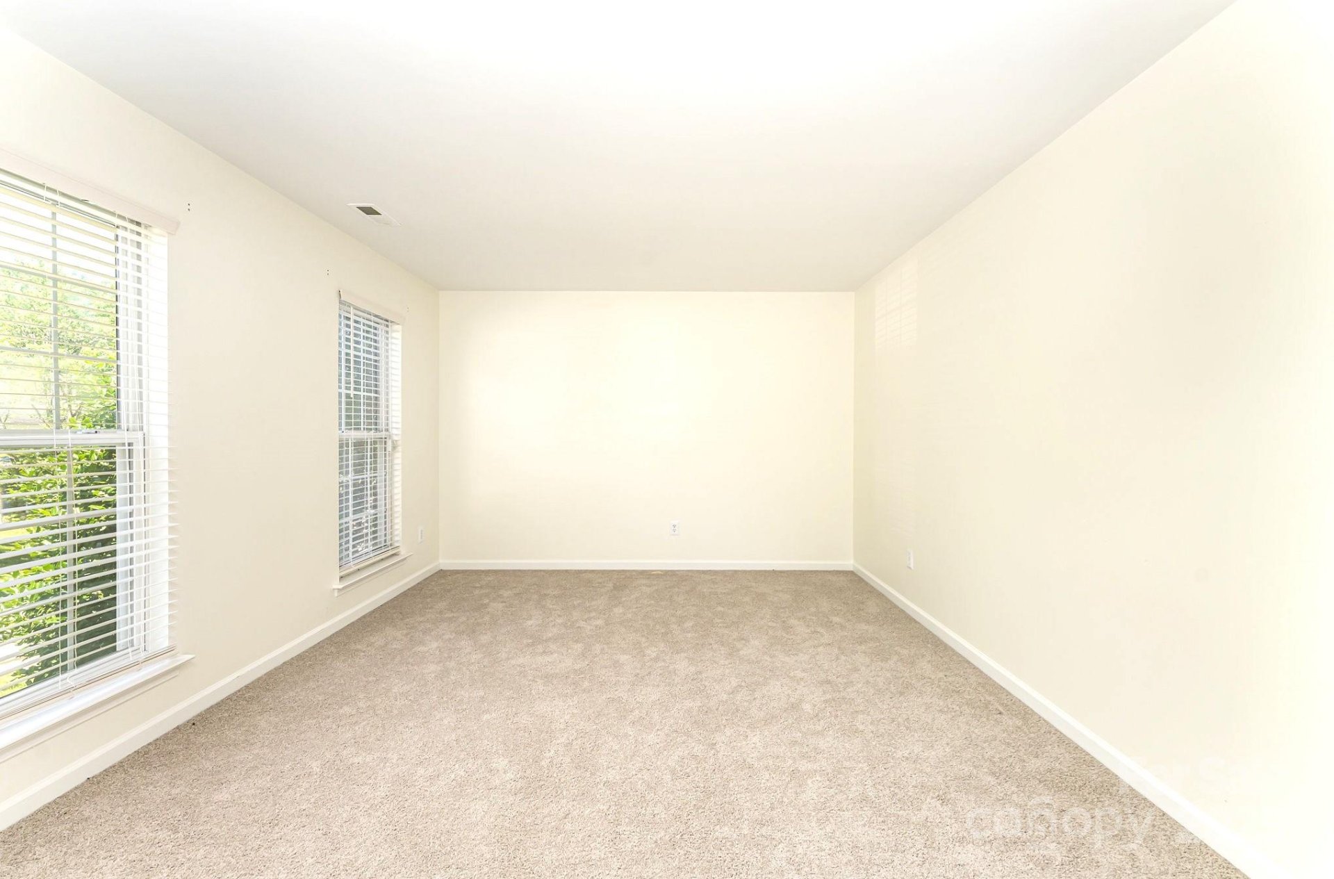 Property image 2 at 9146 Austin Ridge Lane, Charlotte, NC 28214