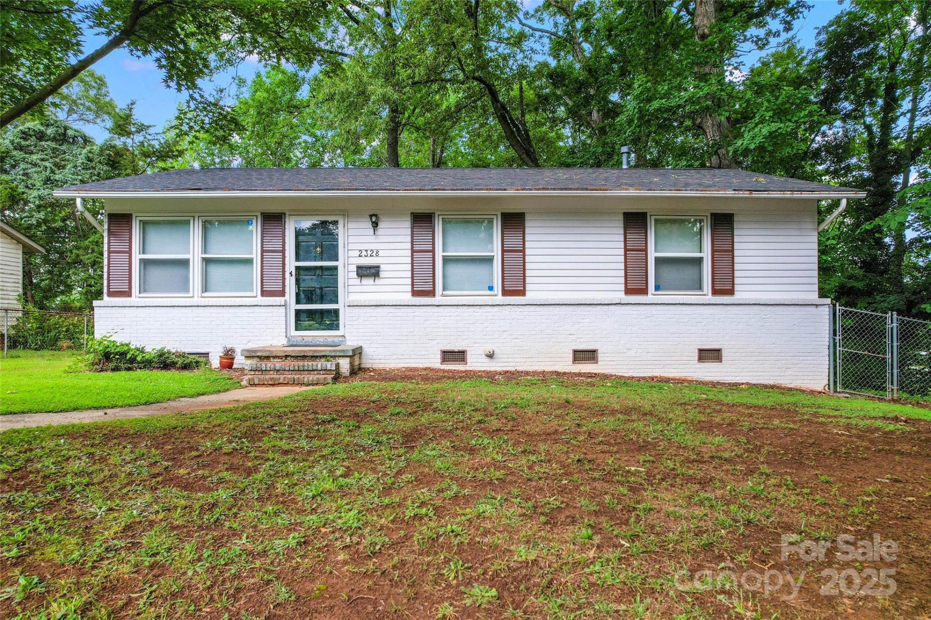 Property image 1 at 2328 Danforth Lane, Charlotte, NC 28208