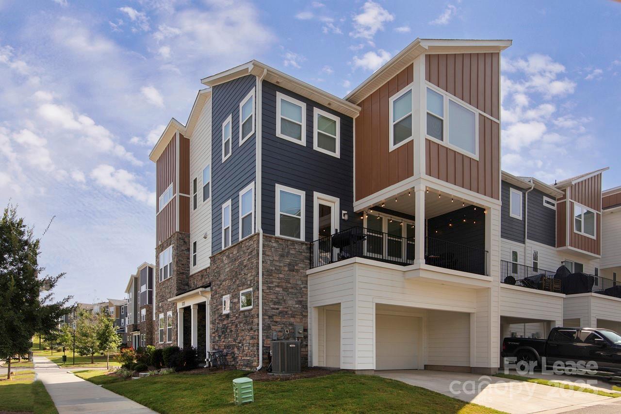 Property image 3 at 2815 Ensemble Court, Charlotte, NC 28262
