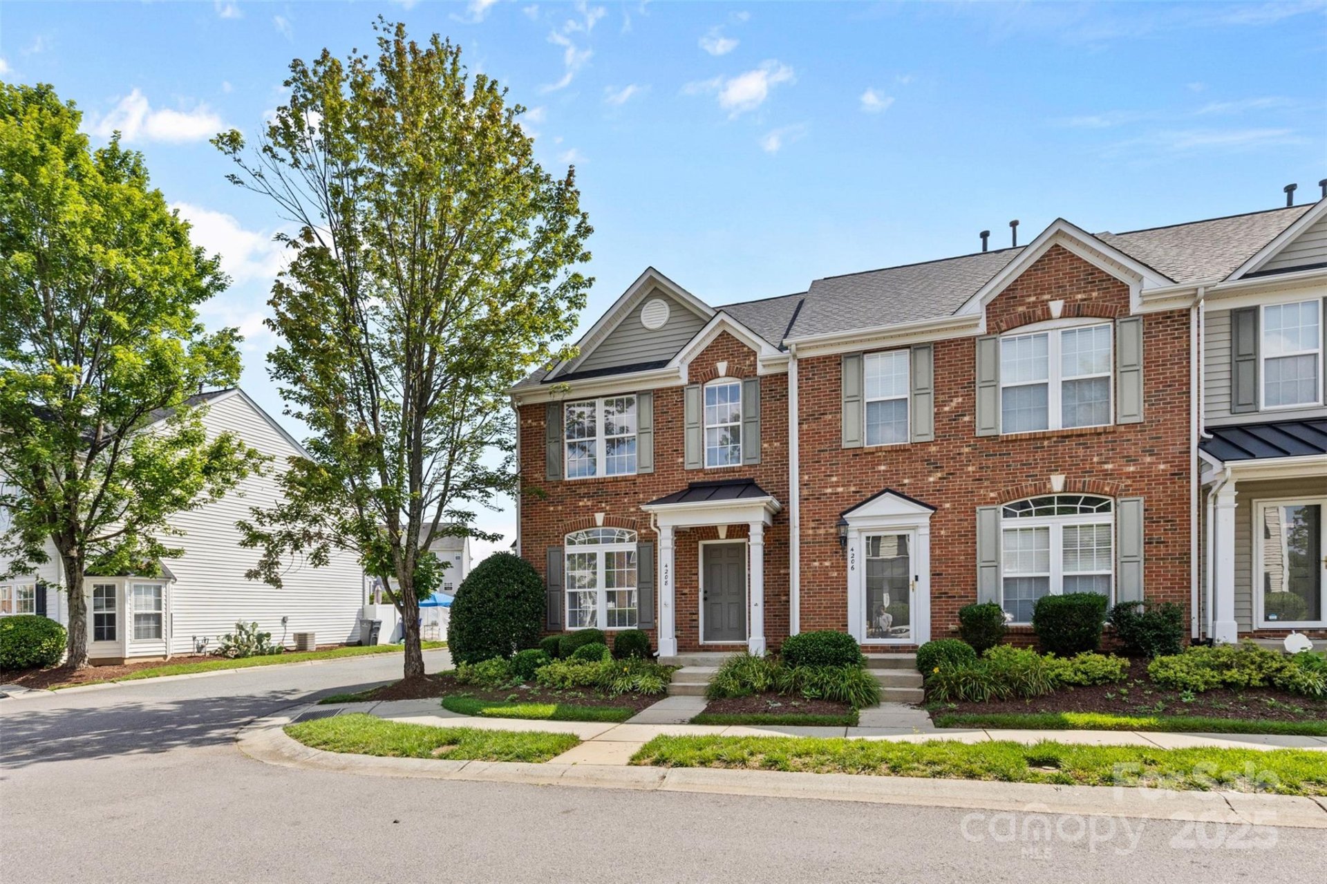 Property image 2 at 4208 Coulter Crossing, Charlotte, NC 28213