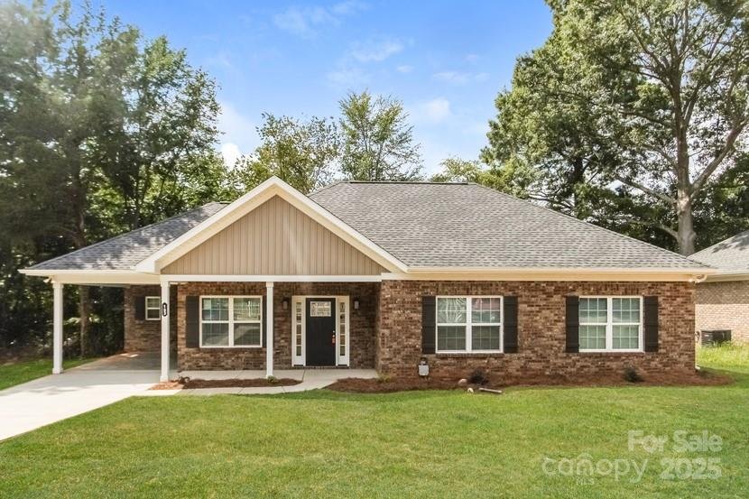 153 Ole Eastpointe Drive