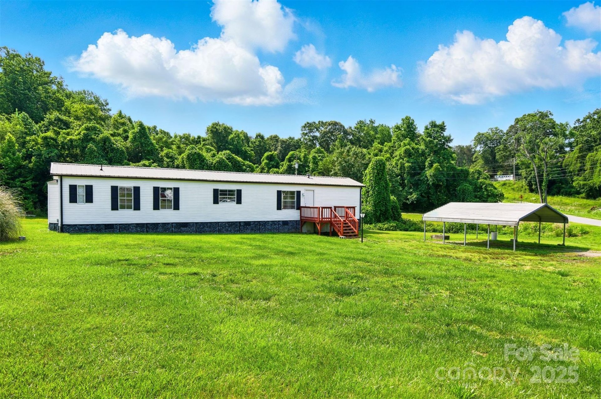 Property image 2 at 1016 S D Avenue, Maiden, NC 28650